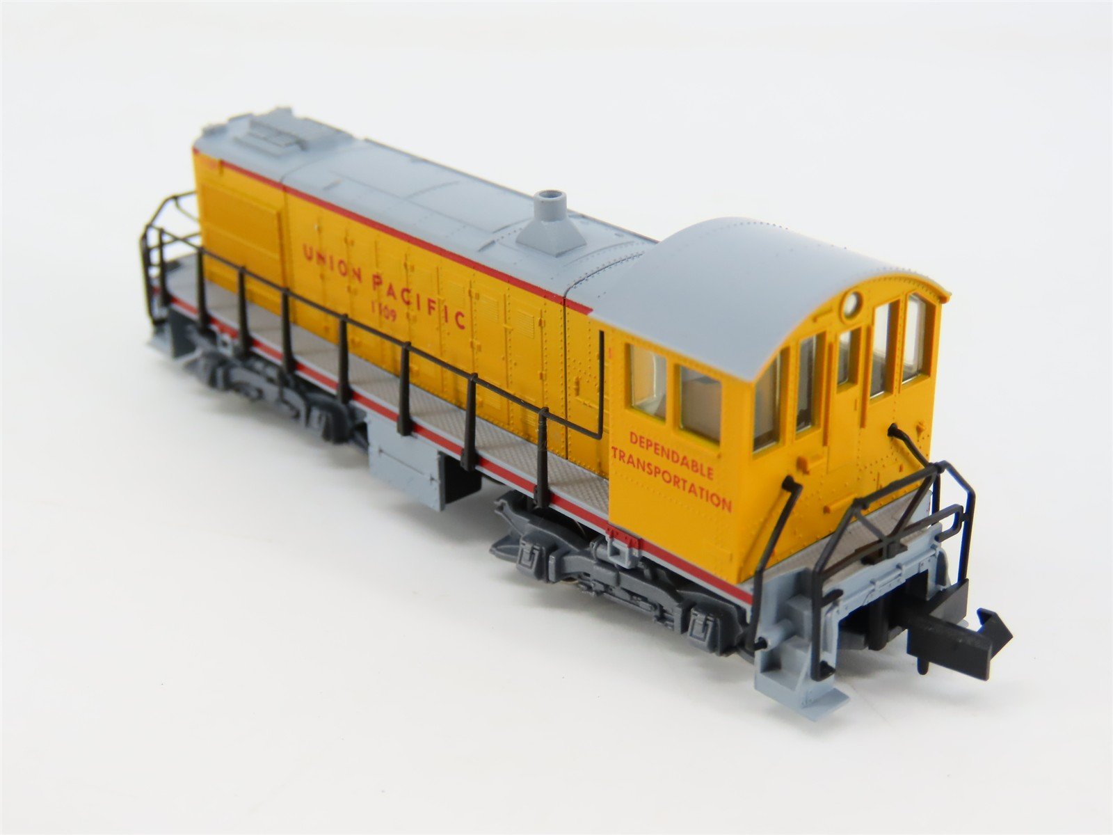 N Scale Arnold 5023 UP Union Pacific S1 Diesel Locomotive #1109