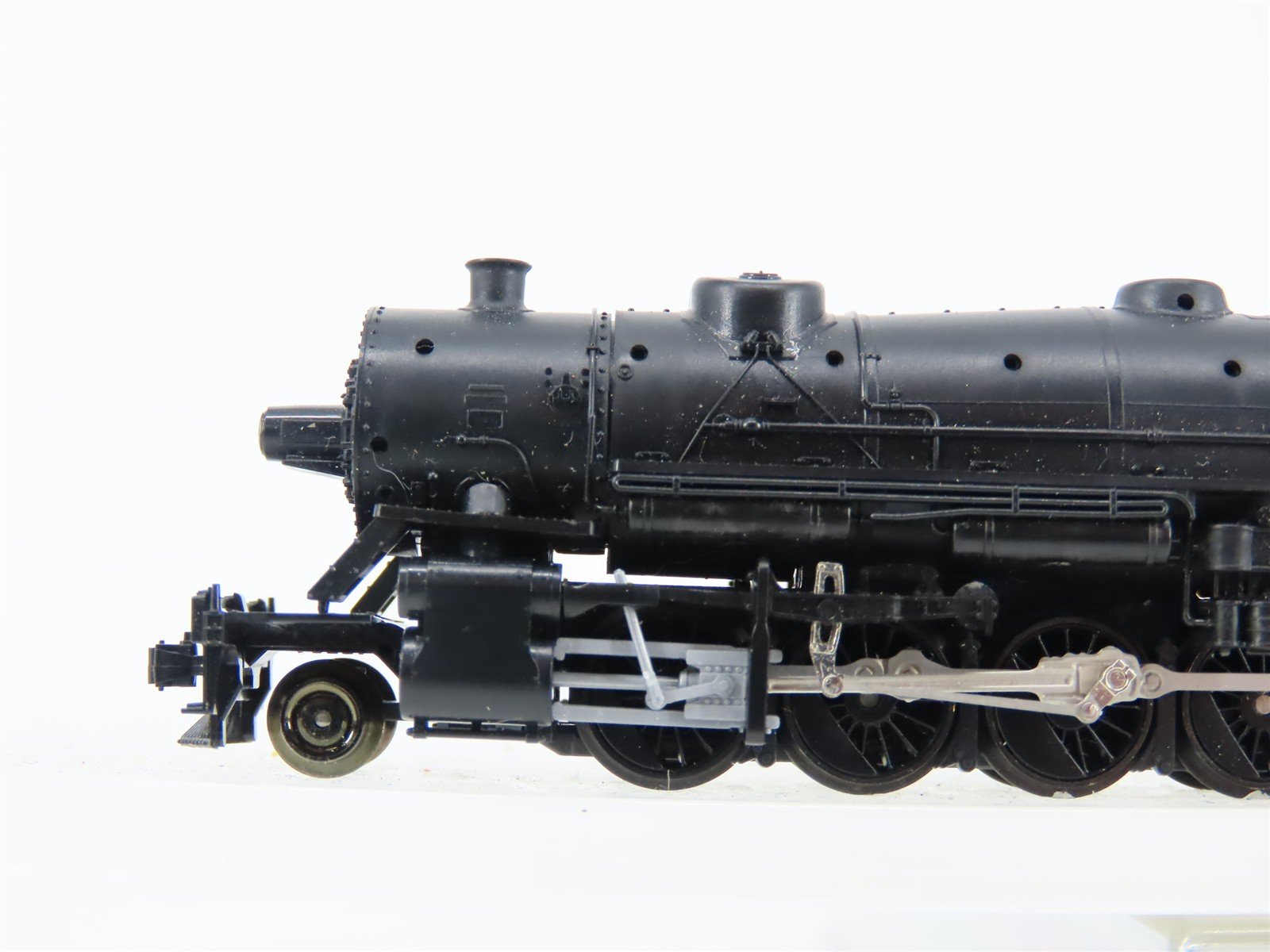 N Scale KATO 126-0100 Unlettered 2-8-2 Heavy Mikado Steam Locomotive