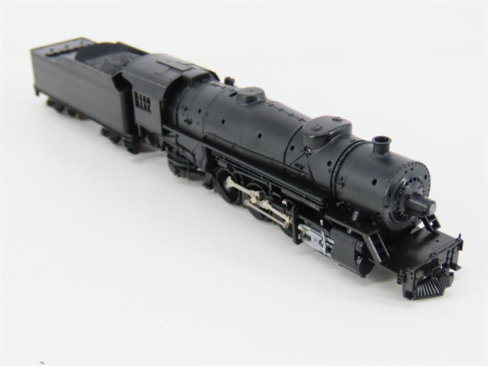 N Scale KATO 126-0100 Unlettered 2-8-2 Heavy Mikado Steam Locomotive