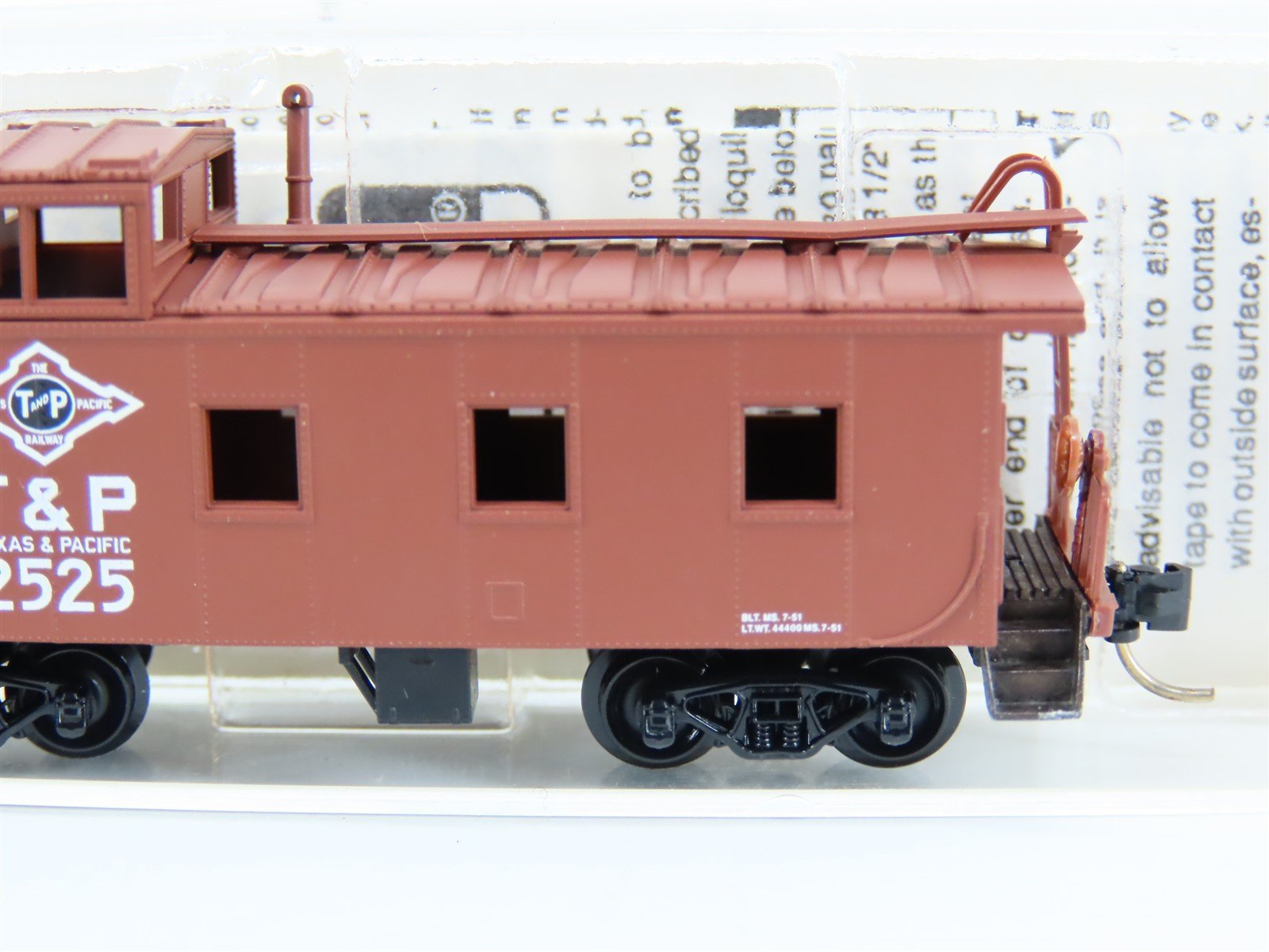 N Scale Micro-Trains MTL 100010 T&P Texas & Pacific 36' Steel Caboose #2525