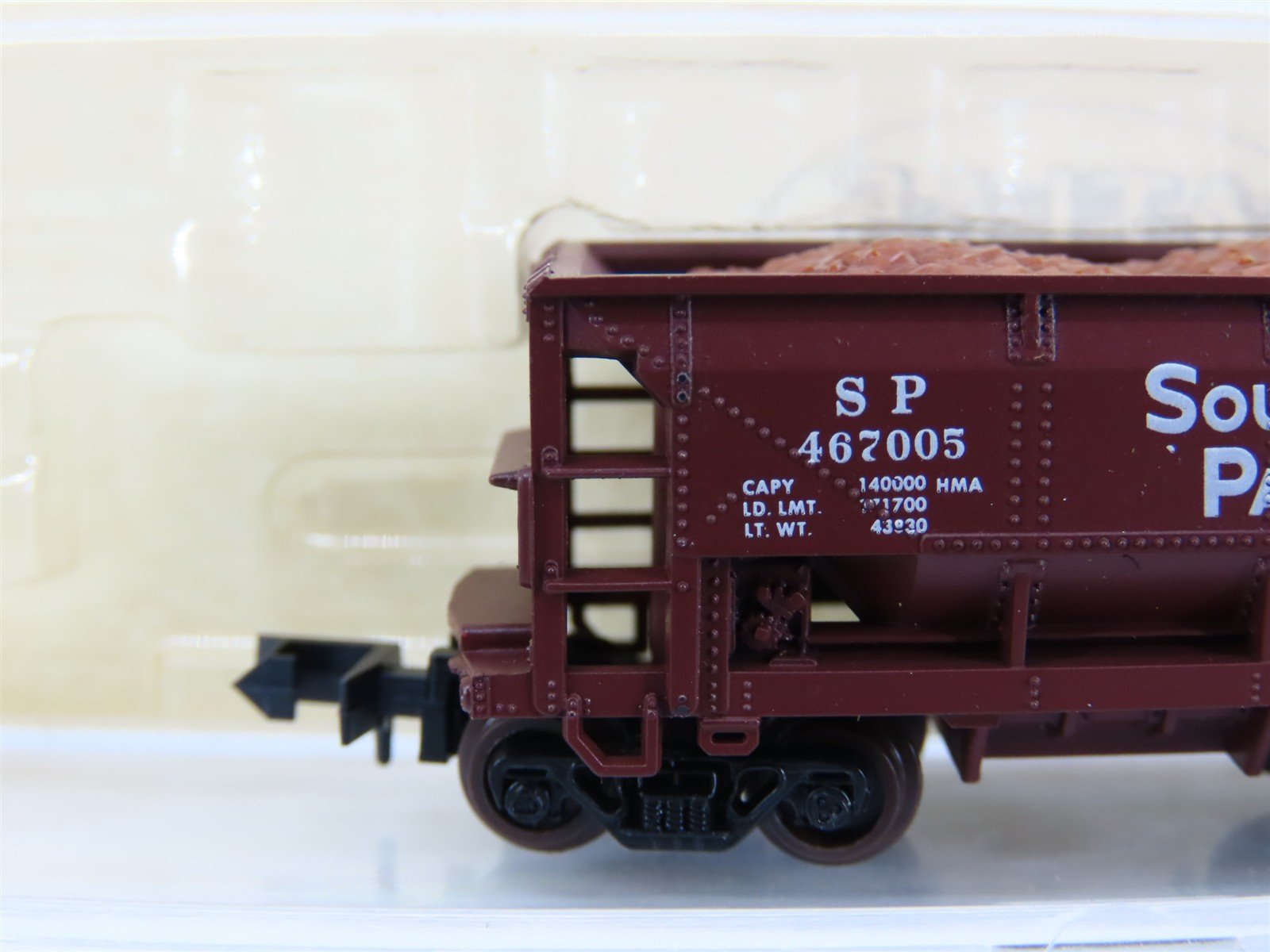 N Scale Atlas 3218 SP Southern Pacific 70-Ton Ore Hopper Car #467005 w/Ore Load