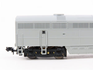 N Scale Life-Like 7229 Undecorated C-Liner A/B Diesel Locomotive Set