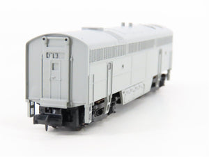 N Scale Life-Like 7229 Undecorated C-Liner A/B Diesel Locomotive Set