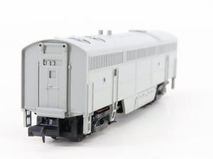 N Scale Life-Like 7229 Undecorated C-Liner A/B Diesel Locomotive Set