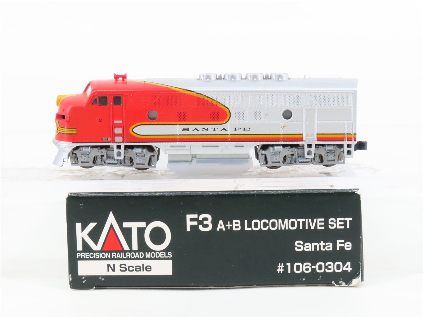 N Scale KATO 106-0304 ATSF Santa Fe F3A Diesel Locomotive A-UNIT ONLY