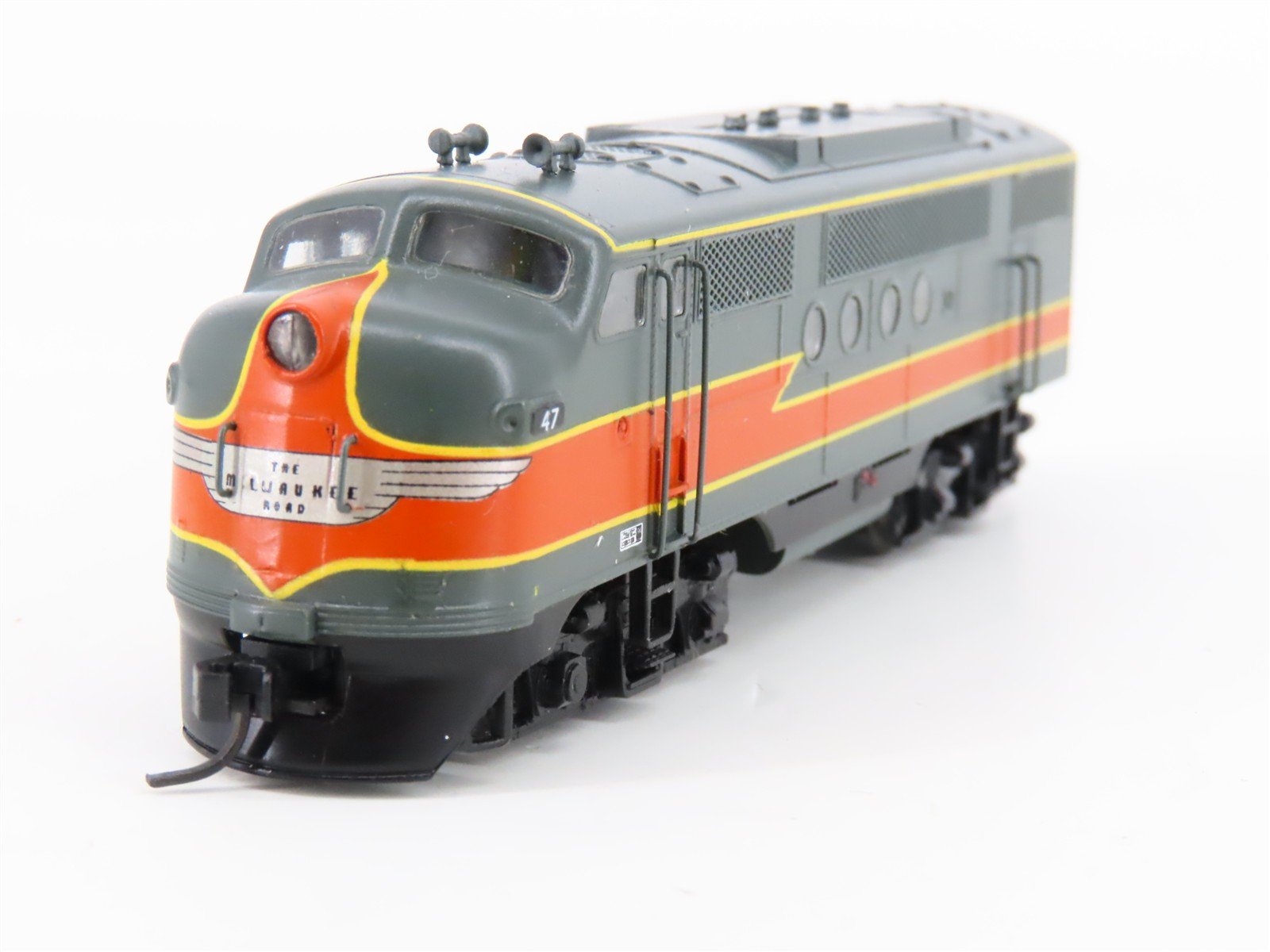 N Scale Intermountain 69017-04 MILW Railway FT A/B Diesel Locomotive Set
