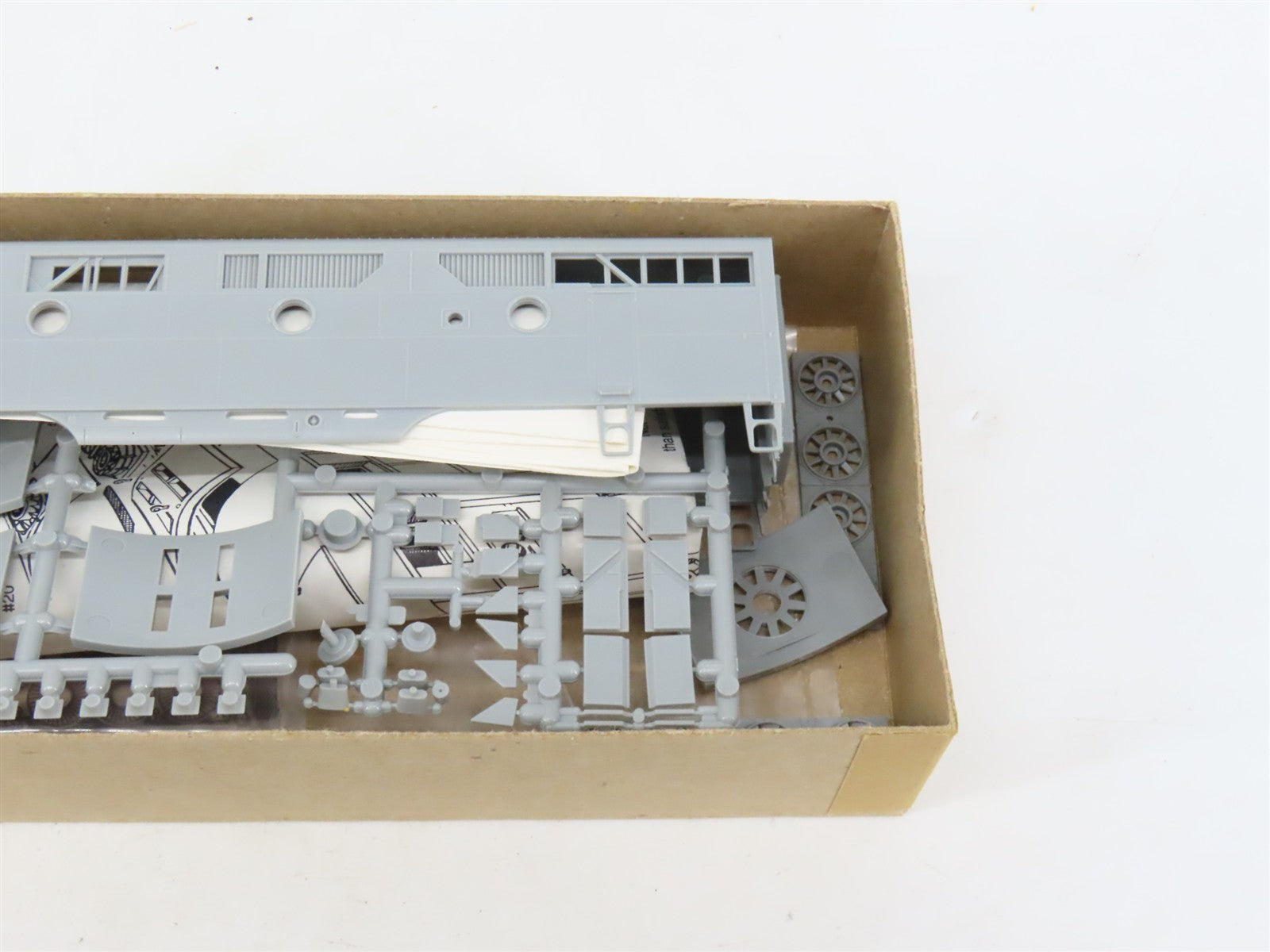 HO Scale Highliners Kit #1002 Undecorated F-Series B-Unit Diesel - SHELL ONLY
