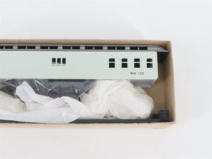 HO Roundhouse Kit 7830 MW Maintenance of Way Equipment Combine Passenger #122