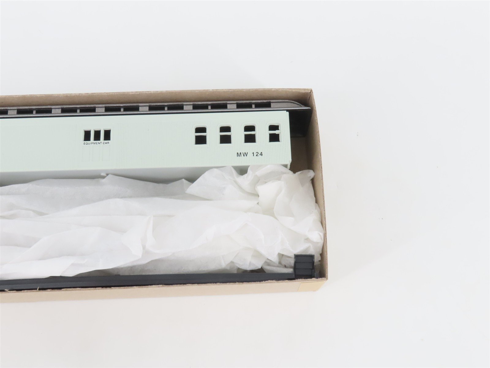 HO Roundhouse Kit 07830 MW Maintenance of Way Equipment Combine Passenger #124