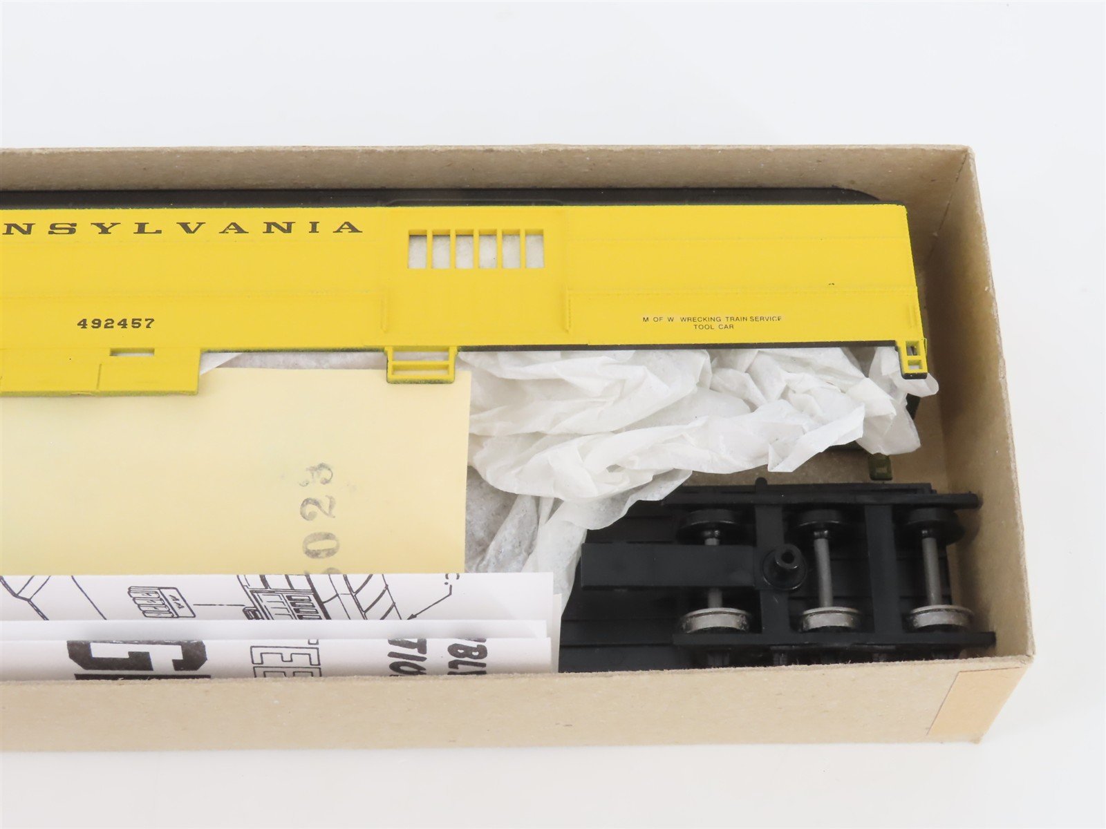 HO Athearn Kit 1146 PRR MofW Work Train Yellow Baggage/Tool Passenger #492457