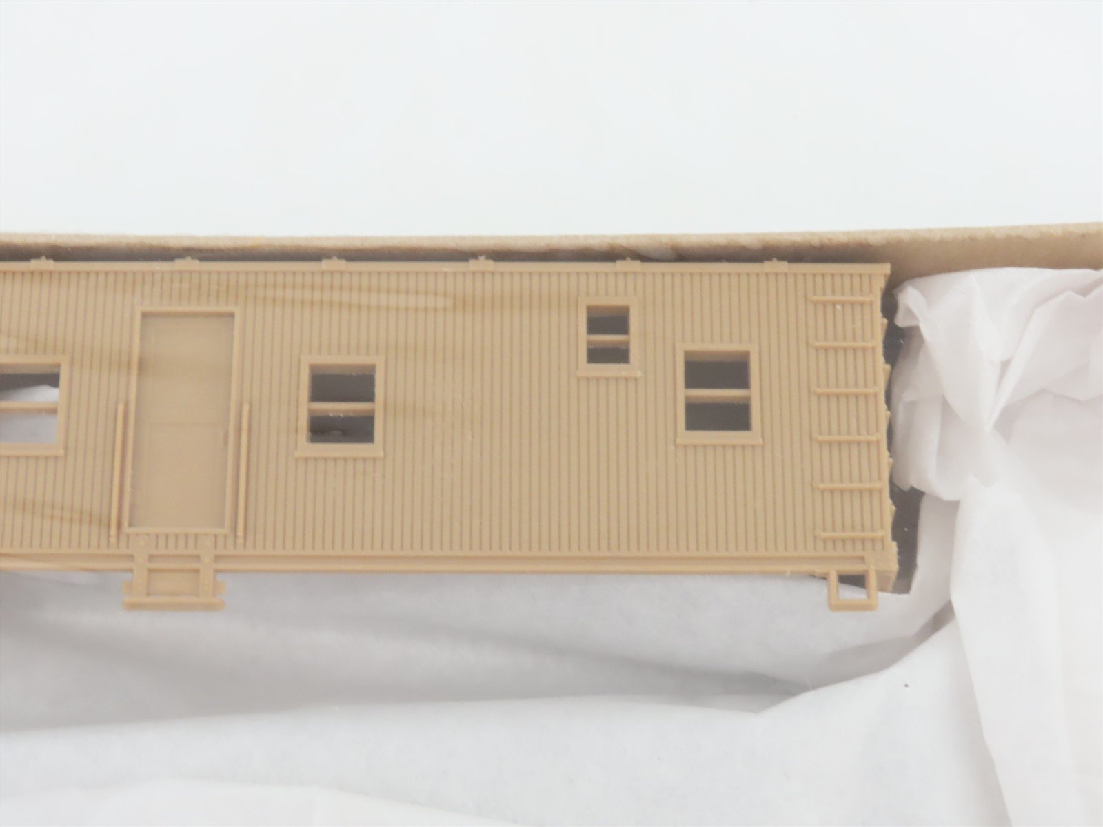 HO Scale Walthers Kit 932-5530 Undecorated 42' MofW Kitchen Car - Sealed