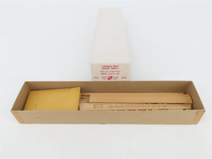 HO La Belle Craftsman Kit #HO-86 Undecorated Combine Gas Rail Car - Unpowered