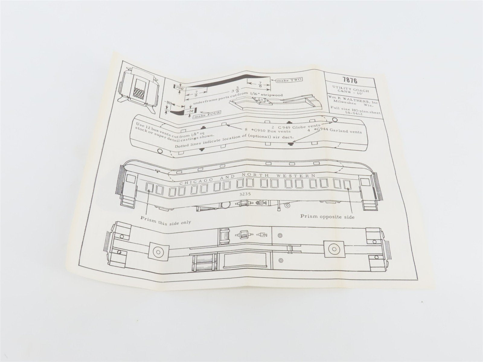 HO Scale Walthers Kit 7881 Undecorated 75' Coach Passenger Car
