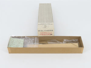 HO Walthers Kit 5526 Undecorated PRR MP54 Combine EMU Rail Car - Unpowered