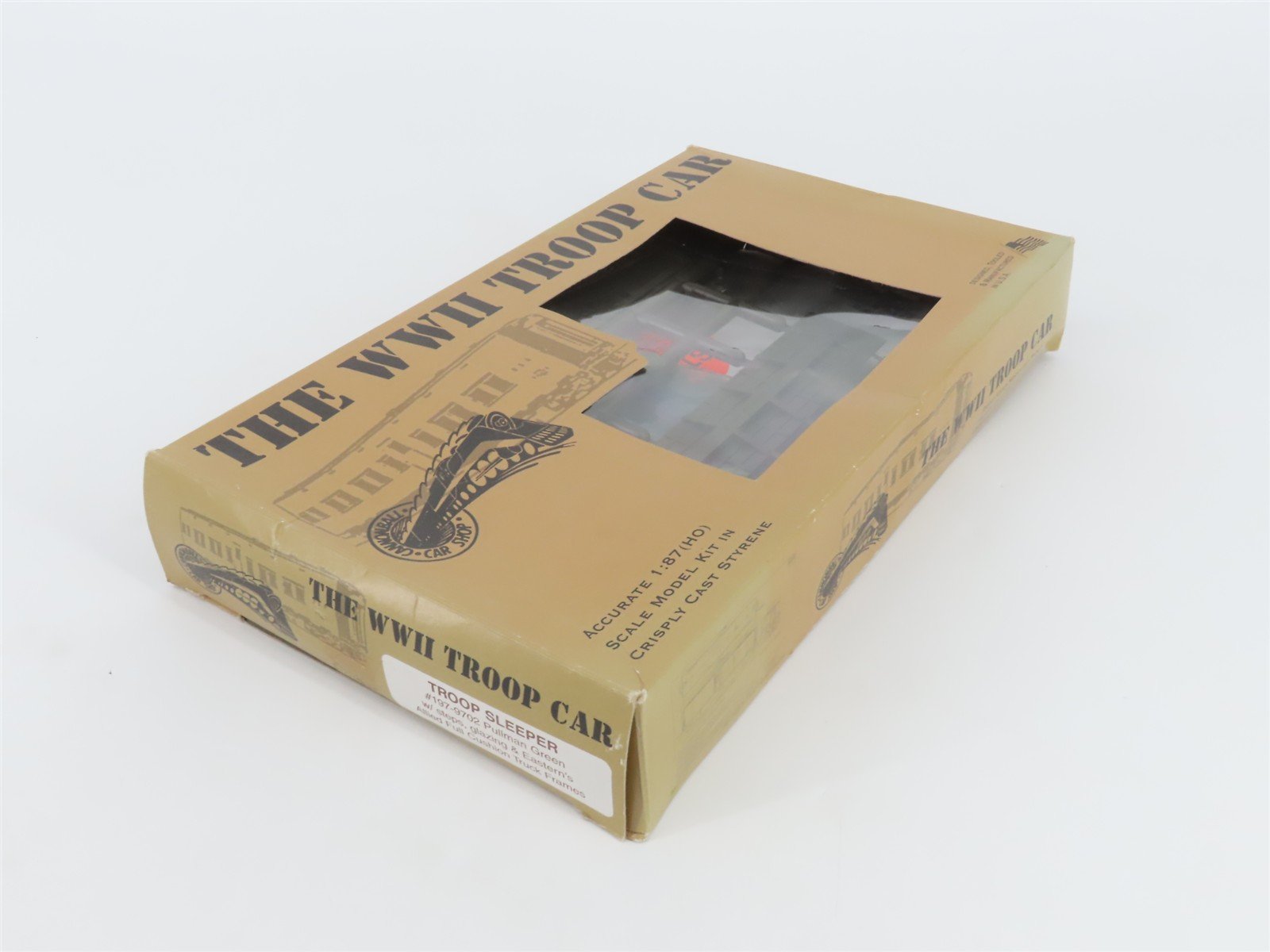 HO Cannonball Car Shops Kit 197-9702 Unlettered WWII Green Troop Sleeper Car