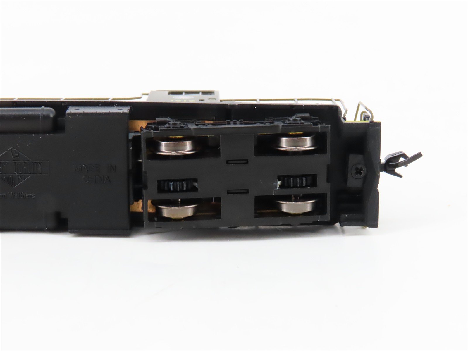 N Scale Walthers/Life-Like 920-75113 SAL Seaboard Air Line RS2 Diesel Loco #1619