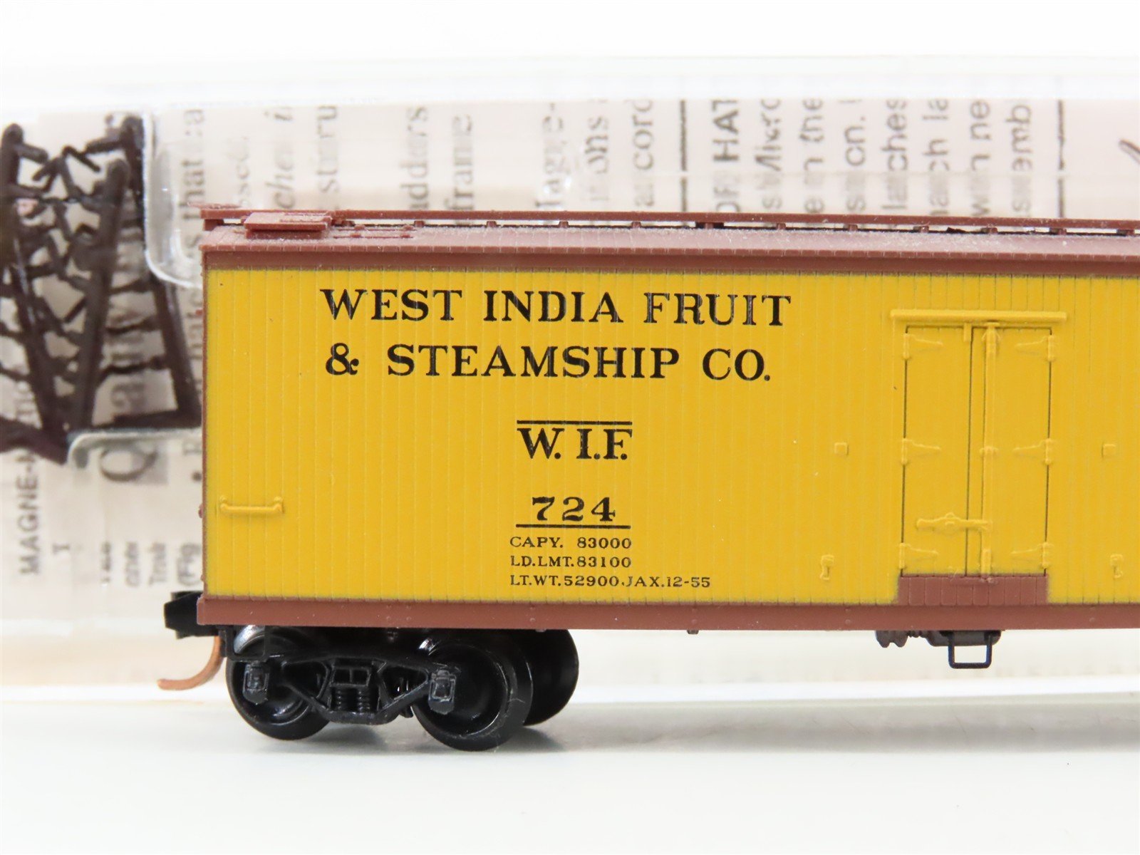 N Scale Micro-Trains MTL 49510 WIF West India Fruit 40' Woodside Reefer #724