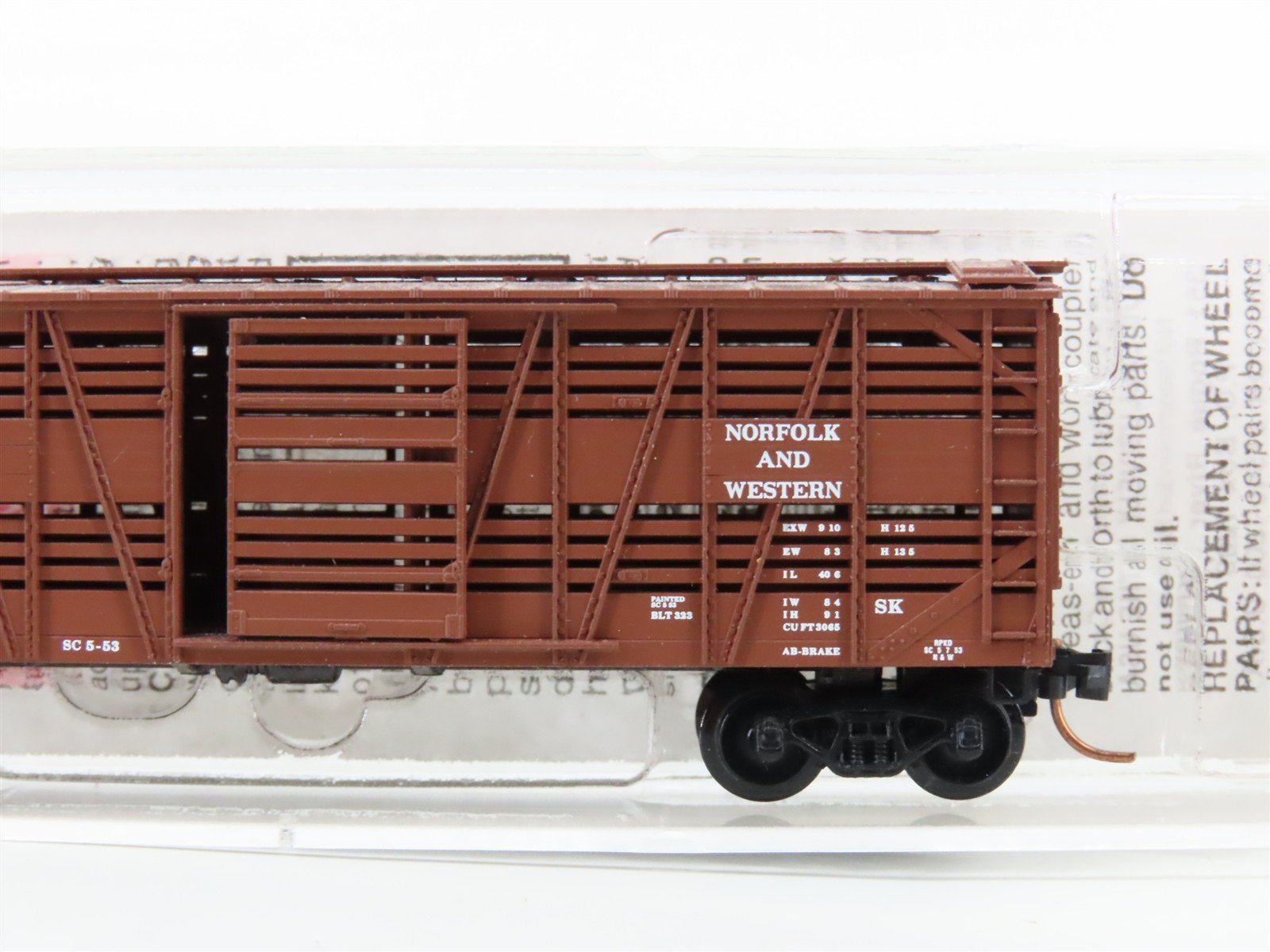 N Scale Micro-Trains MTL 35150 N&W Norfolk & Western 40' Stock Car #33000