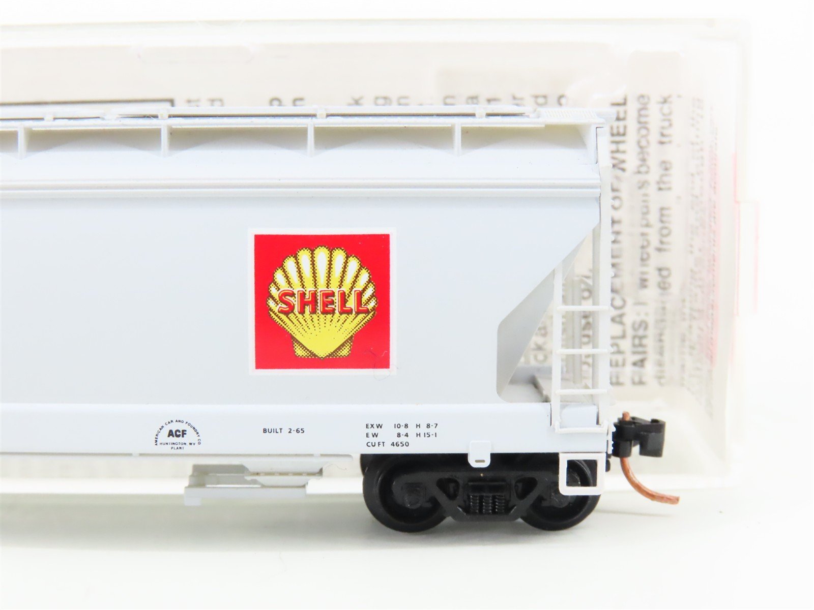 N Scale Micro-Trains MTL 94210 SHPX SNFX Shell Oil 3-Bay Covered Hopper #4610