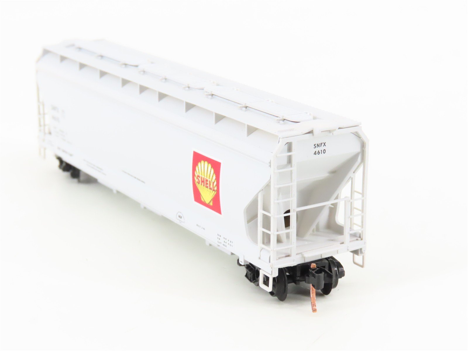 N Scale Micro-Trains MTL 94210 SHPX SNFX Shell Oil 3-Bay Covered Hopper #4610