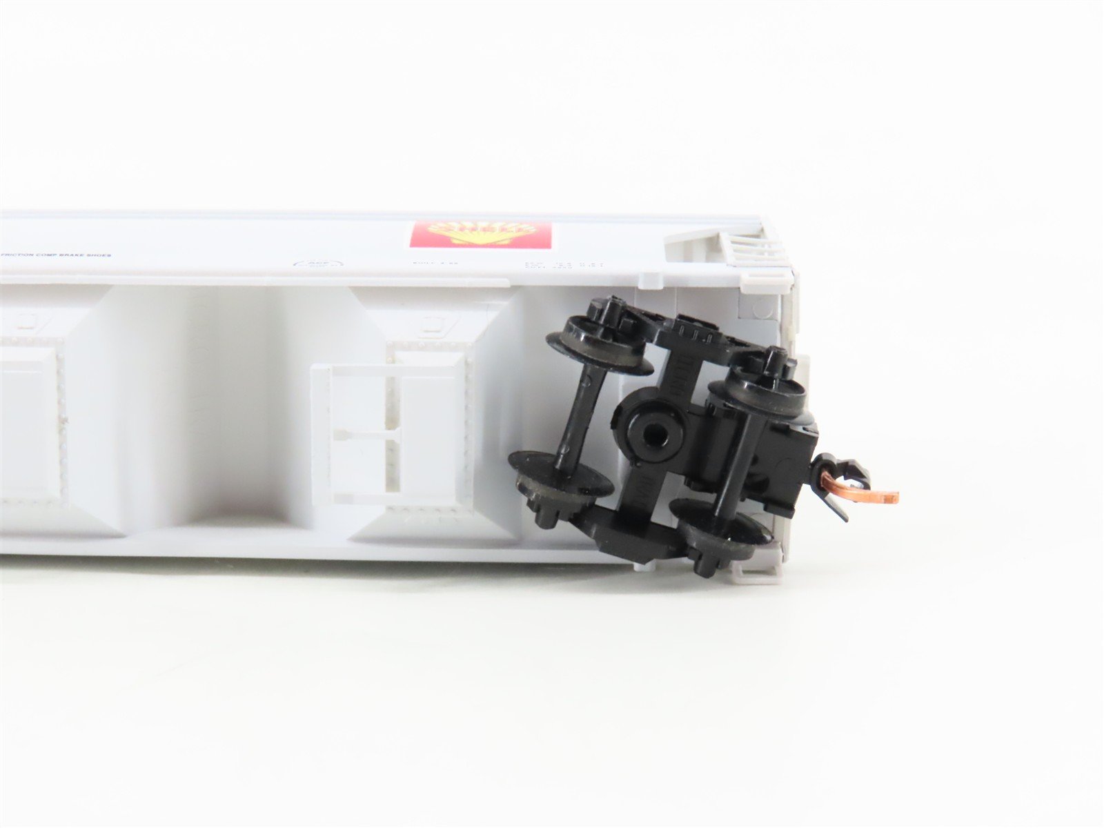 N Scale Micro-Trains MTL 94210 SHPX SNFX Shell Oil 3-Bay Covered Hopper #4610