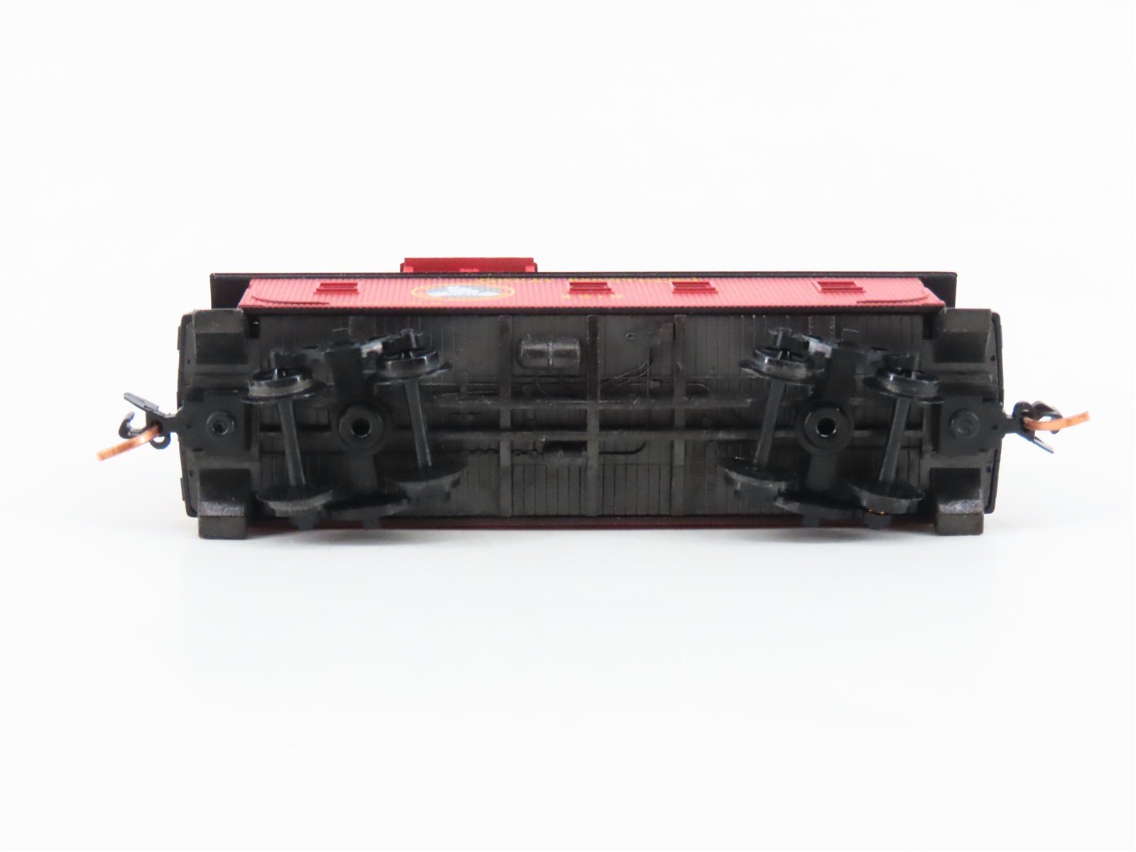 N Scale Micro-Trains MTL 51110 GN Great Northern 34' Wood Sheathed Caboose #X619