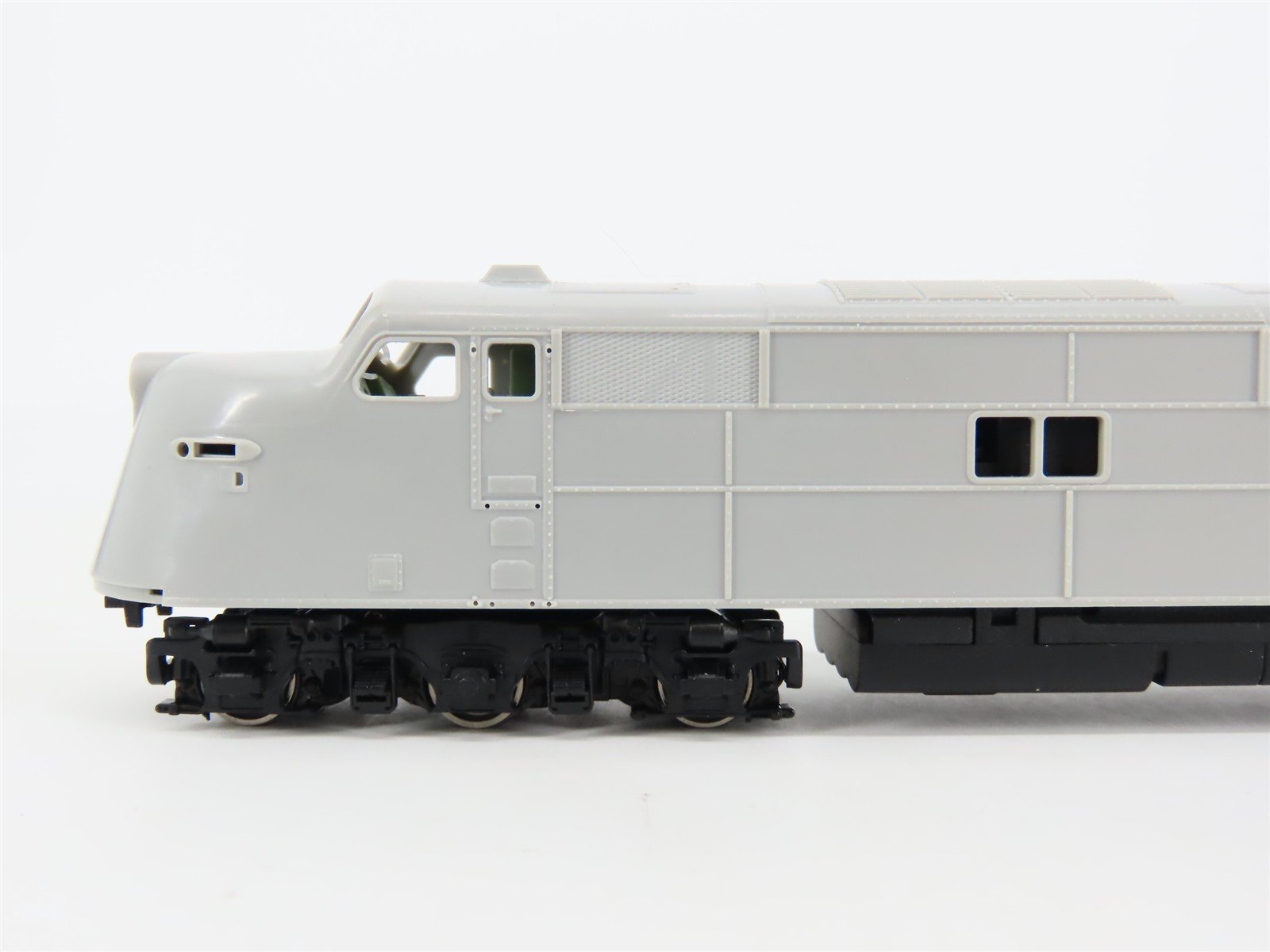 HO Scale Broadway Limited BLI / Ajin Undecorated EMD E3A Diesel w/ DCC & Sound