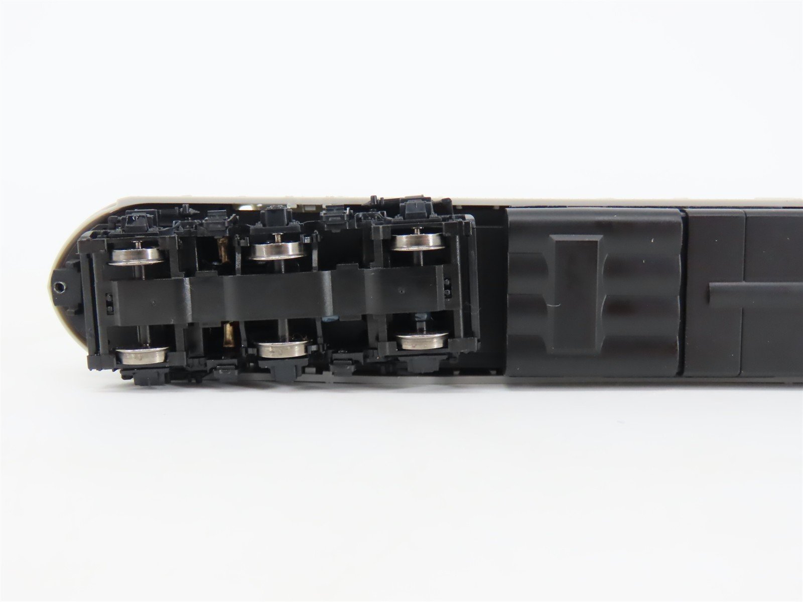 HO Scale Broadway Limited BLI / Ajin Undecorated EMD E3A Diesel w/ DCC & Sound