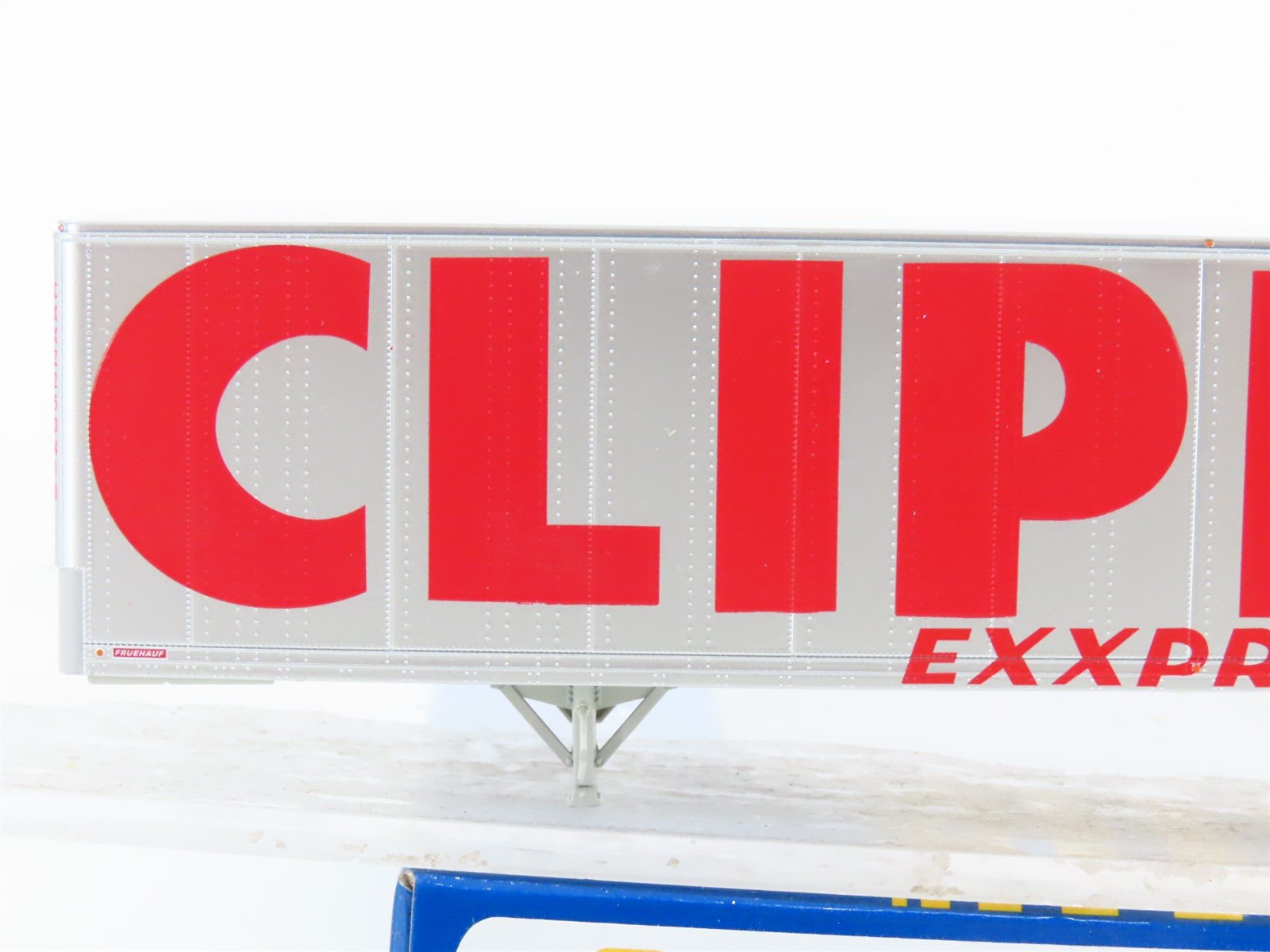 HO Scale Athearn ATH16143 Clipper Express 45' Z-Van Trailer #250418