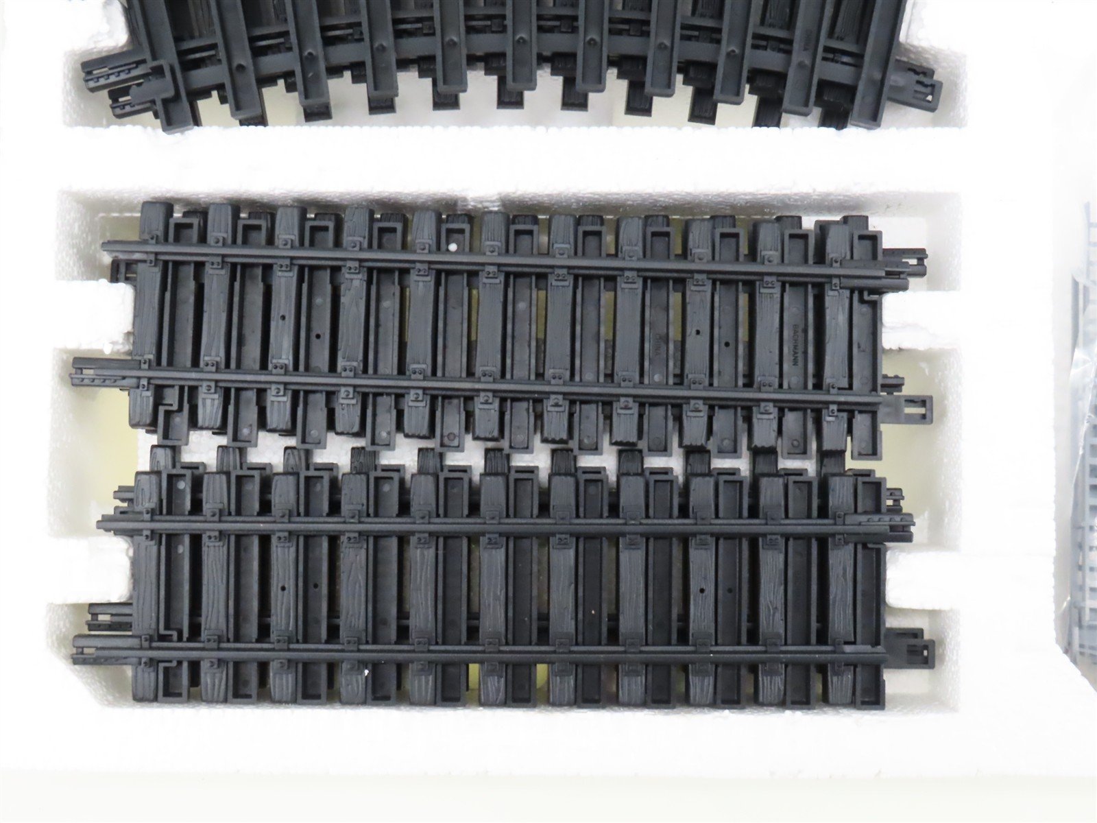 G Scale Bachmann 90-0100 ATSF 4-6-0 Battery Powered Steam Freight Train Set