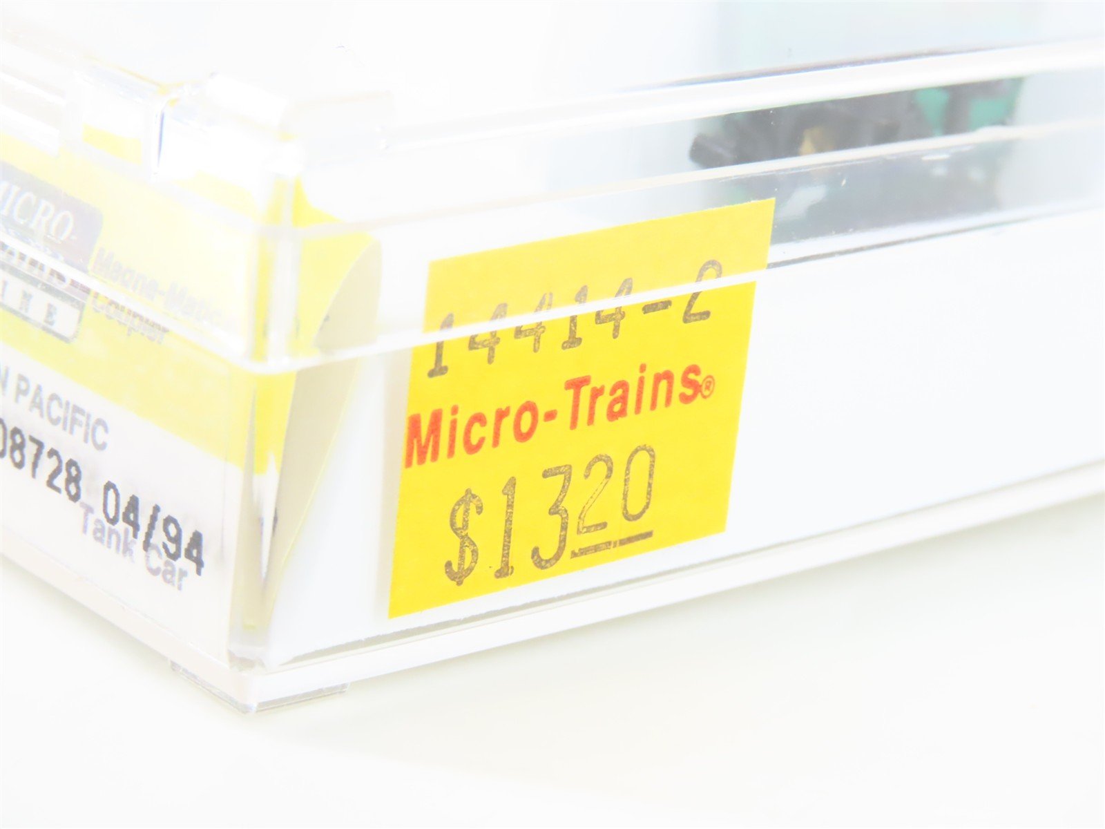 Z Scale Micro-Trains MTL 14414-2 UP Union Pacific Single Dome Tankcar #908728