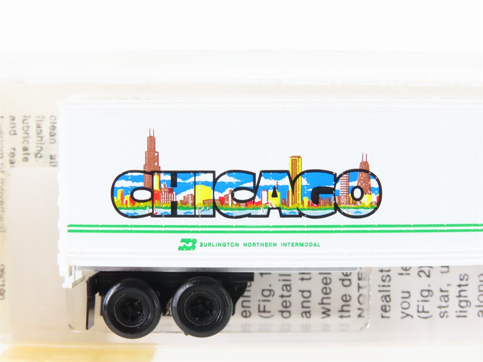 N Scale Micro-Trains MTL 67080 BN Intermodal Chicago 45' Trailer #237819