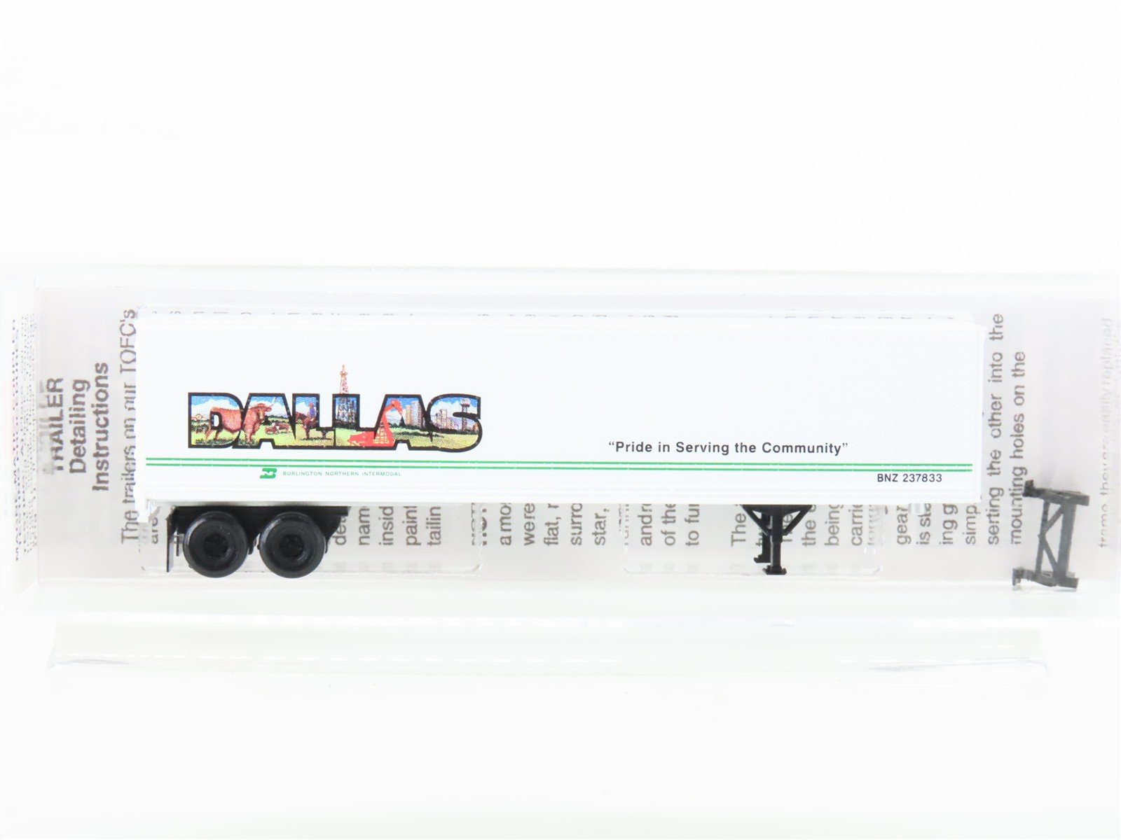 N Scale Micro-Trains MTL 67180 BN Intermodal Dallas 45' Trailer #237833