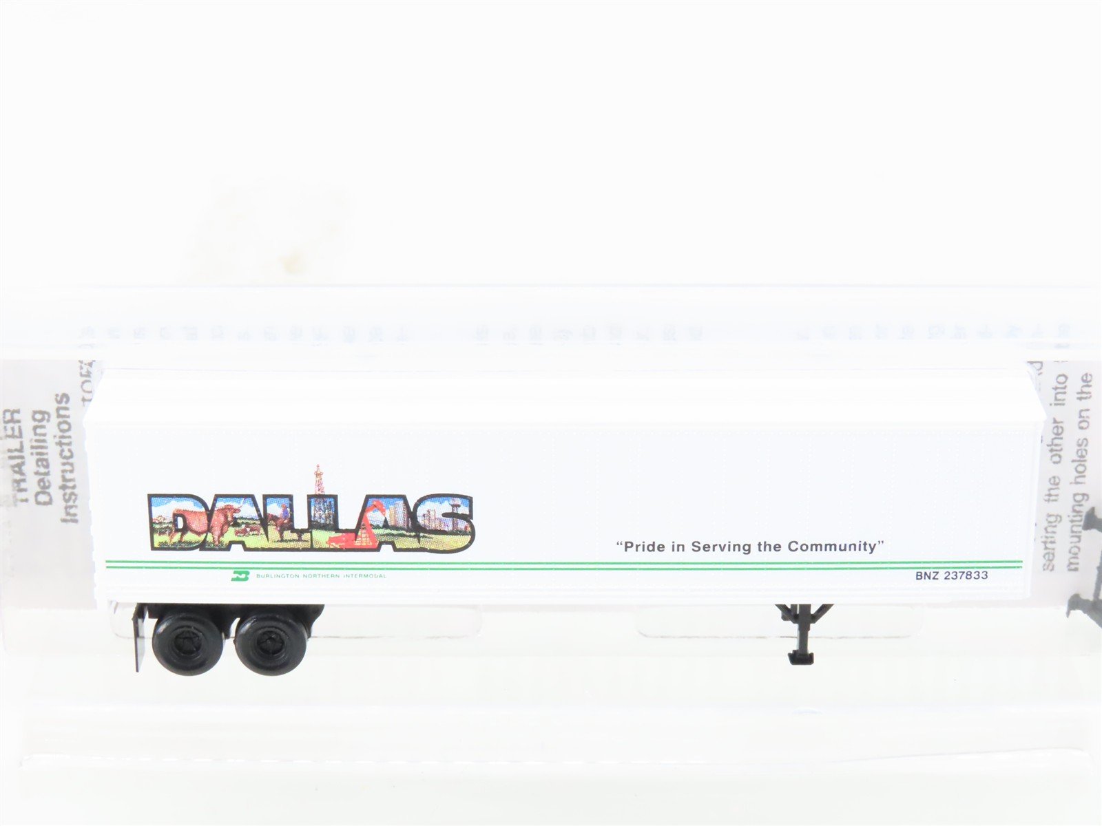 N Scale Micro-Trains MTL 67180 BN Intermodal Dallas 45' Trailer #237833