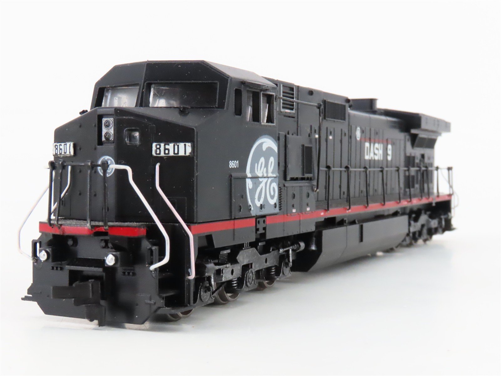 HO Scale Athearn GE C44-9W 