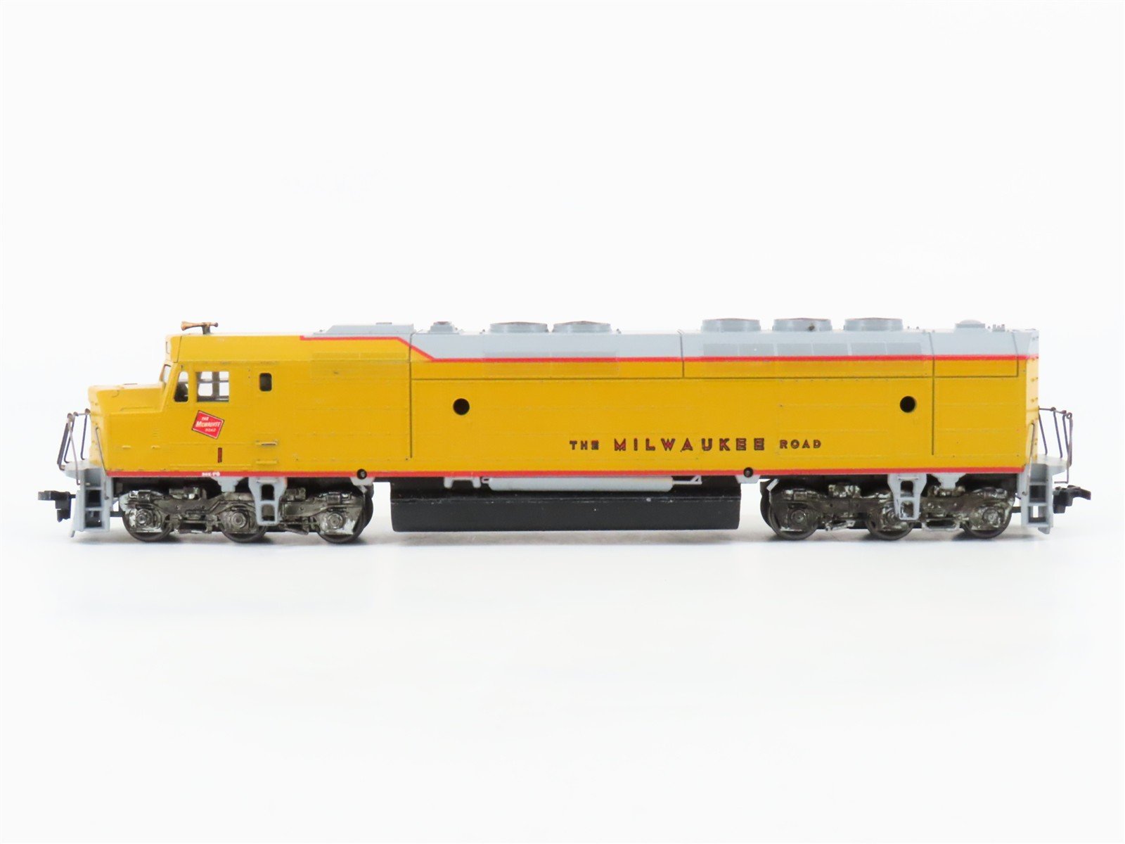 HO Scale Athearn MILW Milwaukee Road "UP Paint" EMD FP45 Diesel Locomotive #1