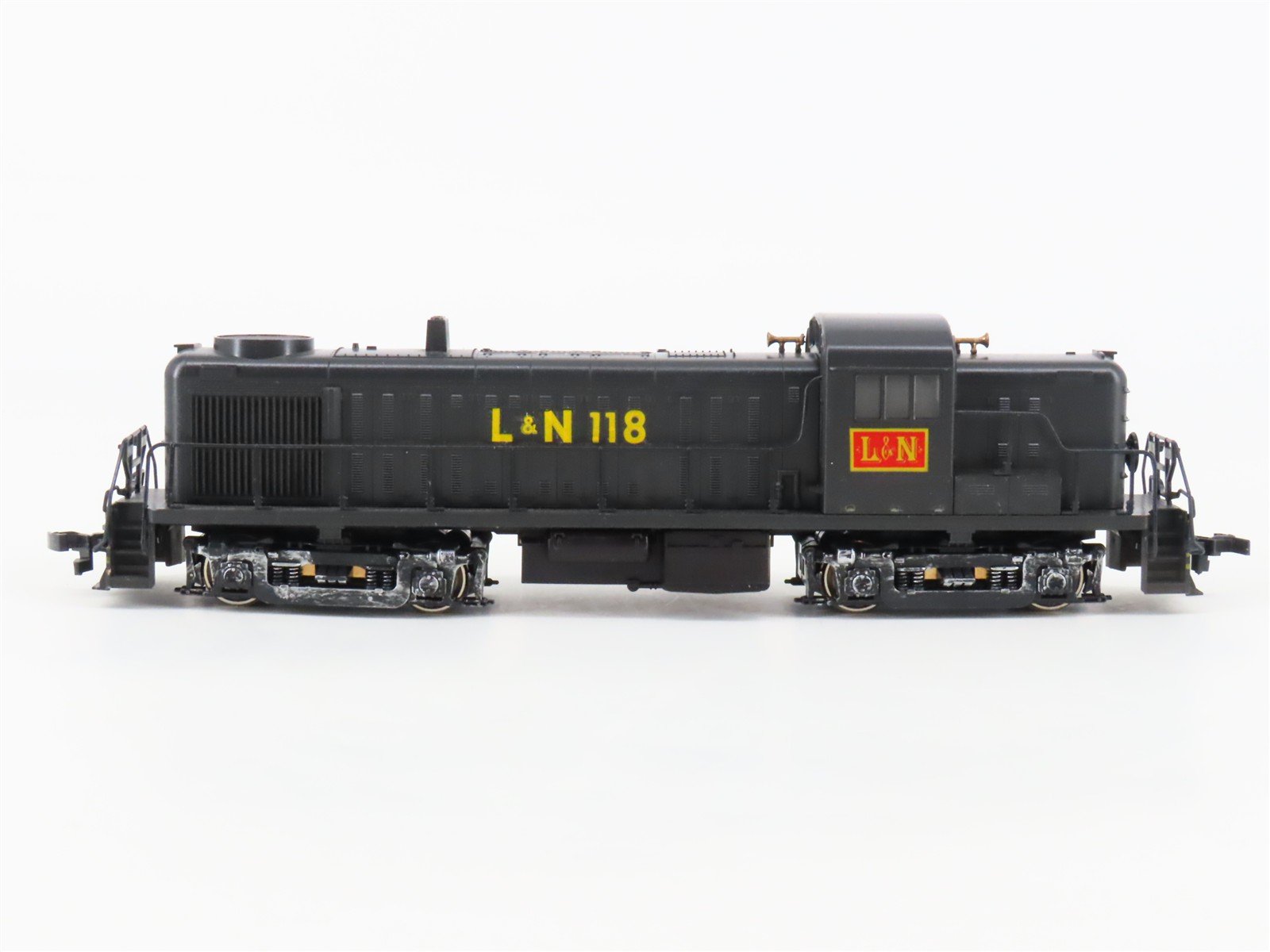 HO Scale Atlas/KATO L&N Louisville & Nashville ALCO RS-3 Diesel #118 - Custom
