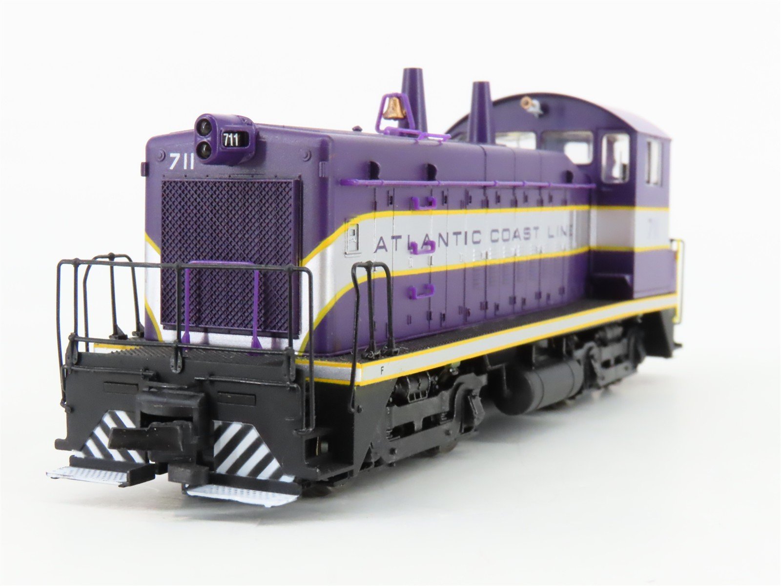 HO Scale Proto 2000 ACL Atlantic Coat Line EMD SW9/1200 Diesel Switcher #711