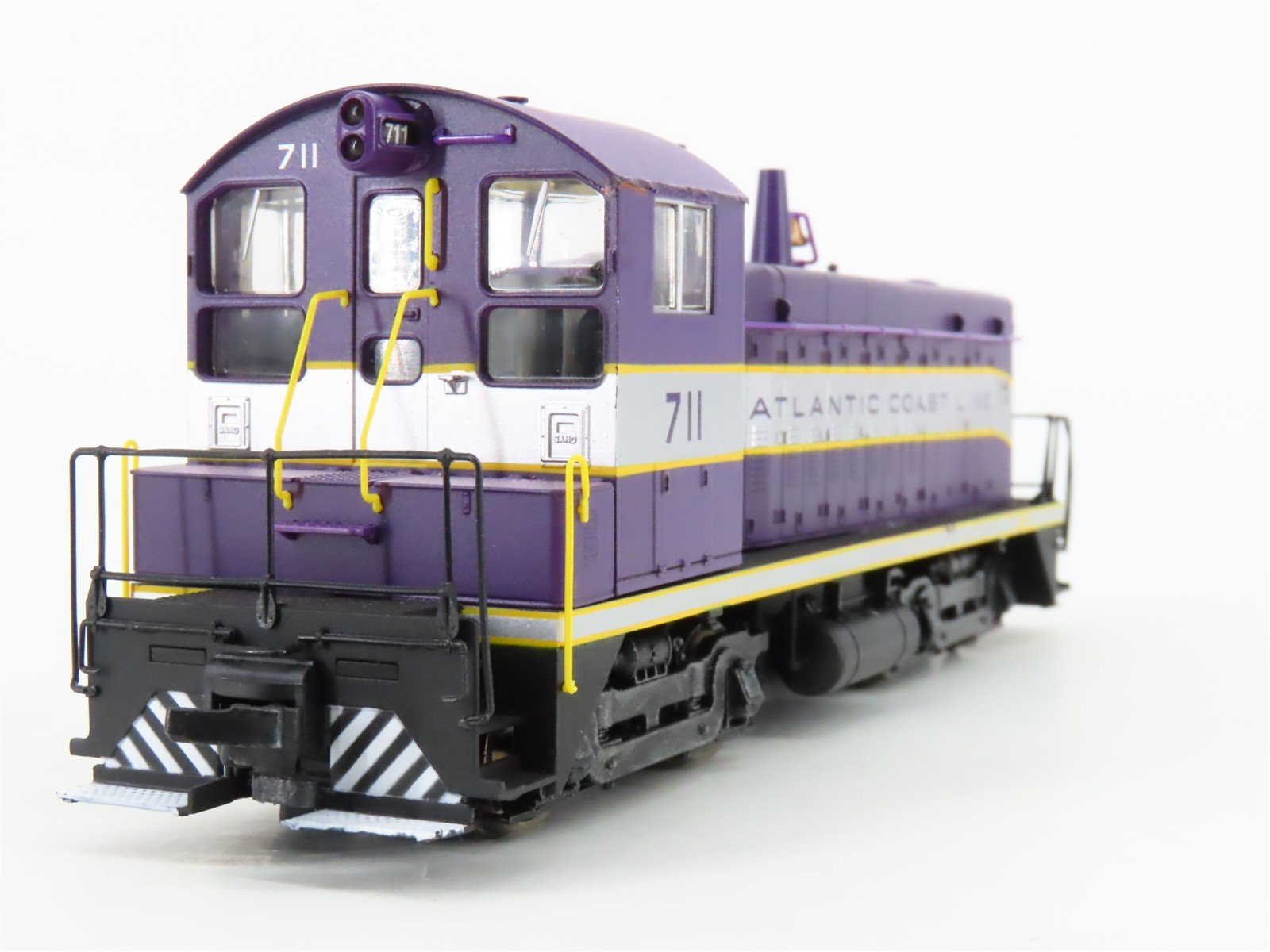 HO Scale Proto 2000 ACL Atlantic Coat Line EMD SW9/1200 Diesel Switcher #711