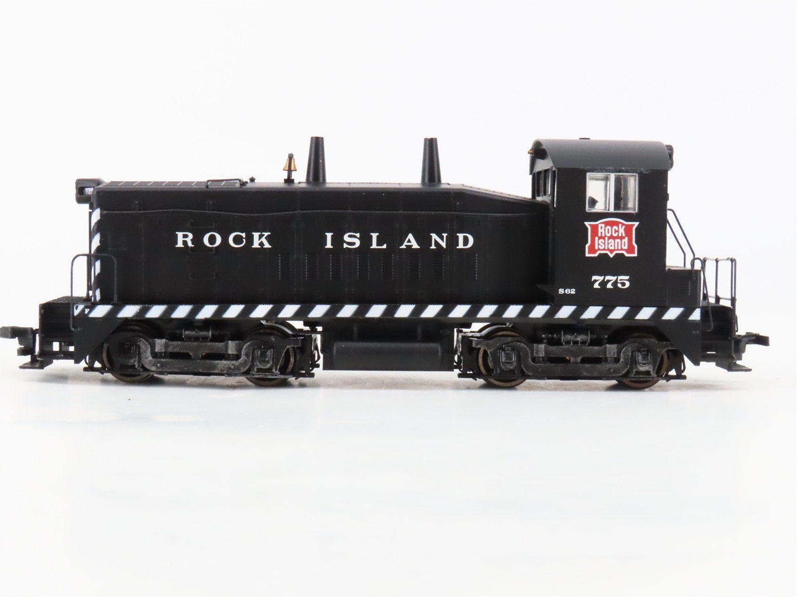HO Scale Proto 2000 RI Rock Island SW9/1200 Diesel Switcher #775