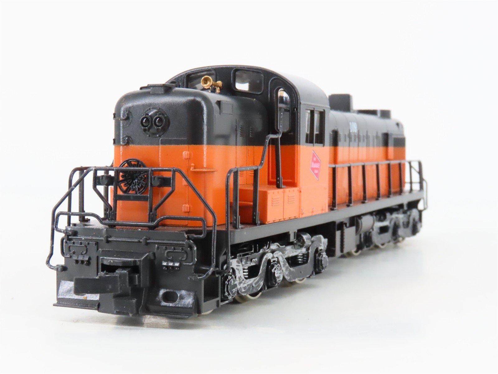 HO Scale Atlas/KATO MILW Milwaukee Road ALCO RS-3 Diesel Locomotive #109