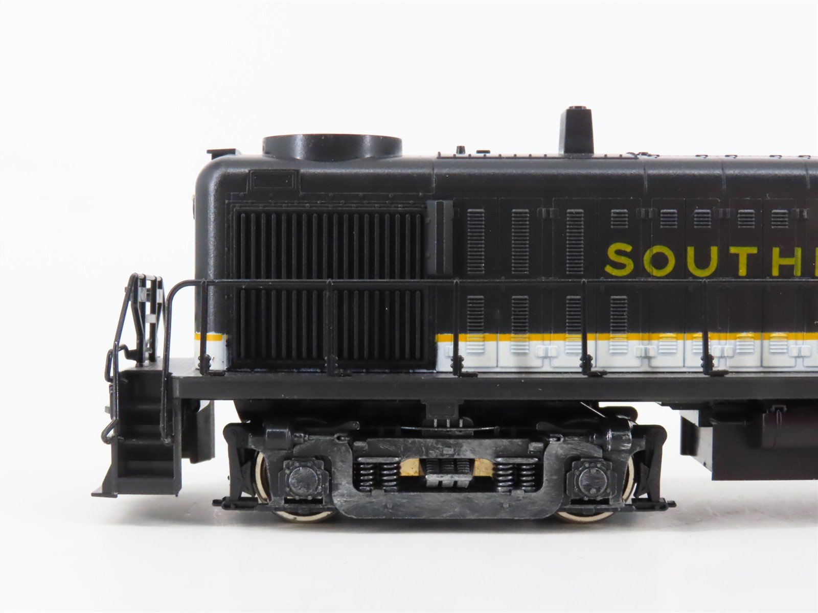 HO Scale Atlas/KATO SOU Southern ALCO RS-3 Diesel Locomotive #2036