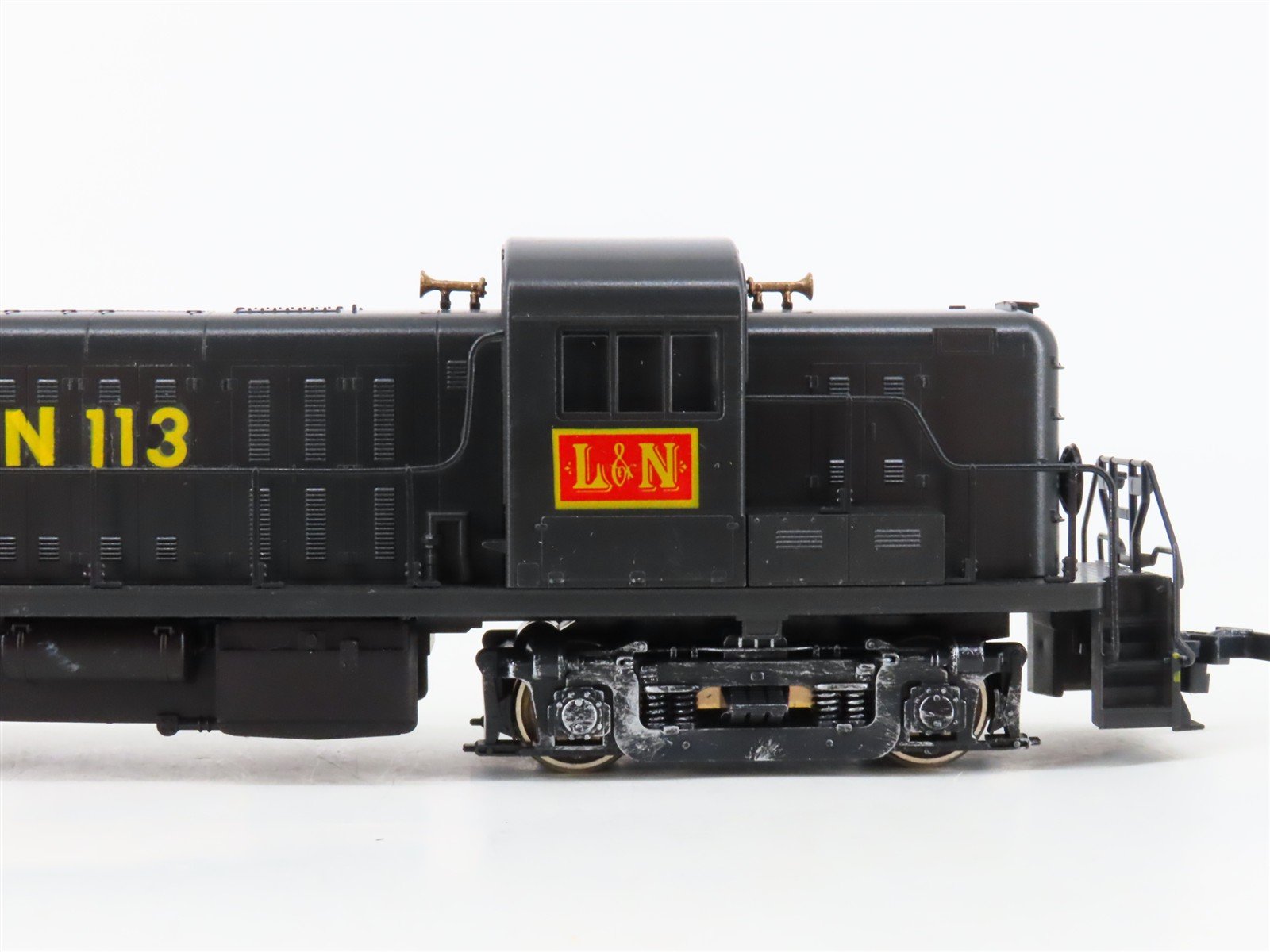 HO Scale Atlas/KATO L&N Louisville & Nashville ALCO RS-3 Diesel #113 - Custom
