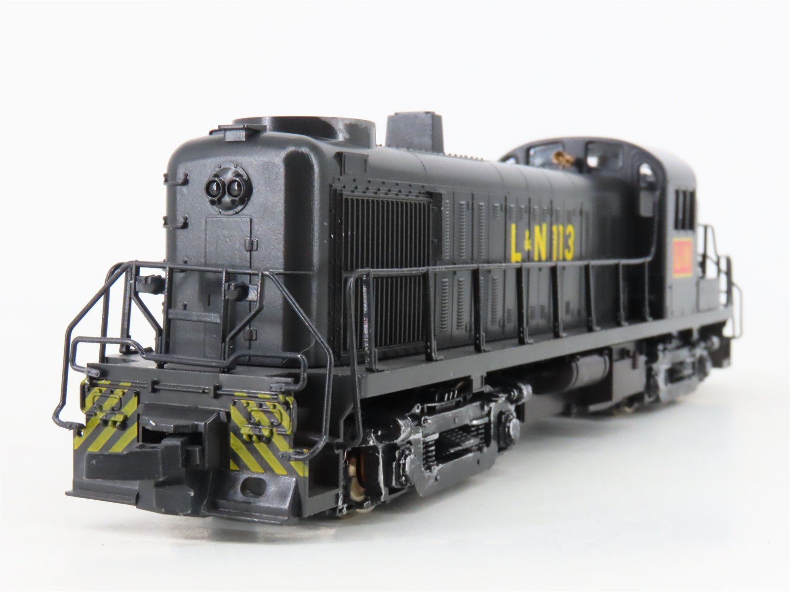 HO Scale Atlas/KATO L&N Louisville & Nashville ALCO RS-3 Diesel #113 - Custom