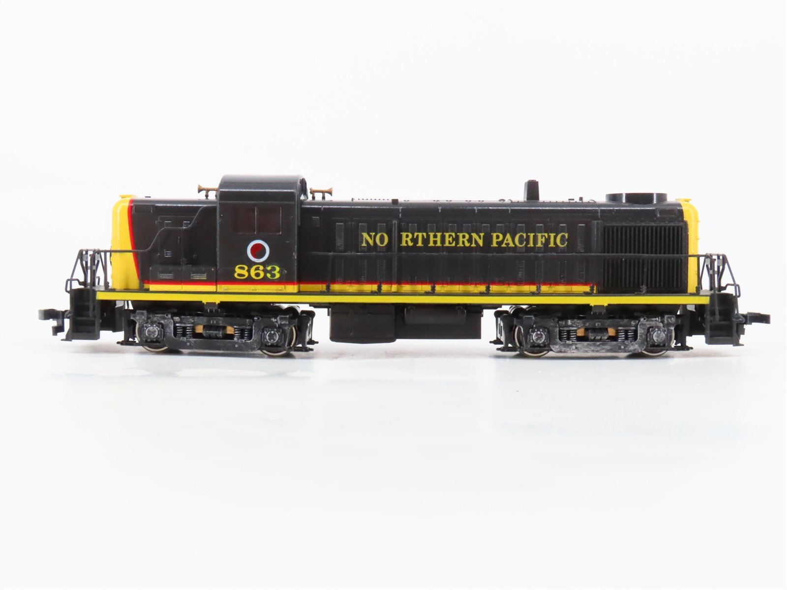 HO Scale Atlas/KATO NP Northern Pacific ALCO RS-3 Diesel Custom Rd #863