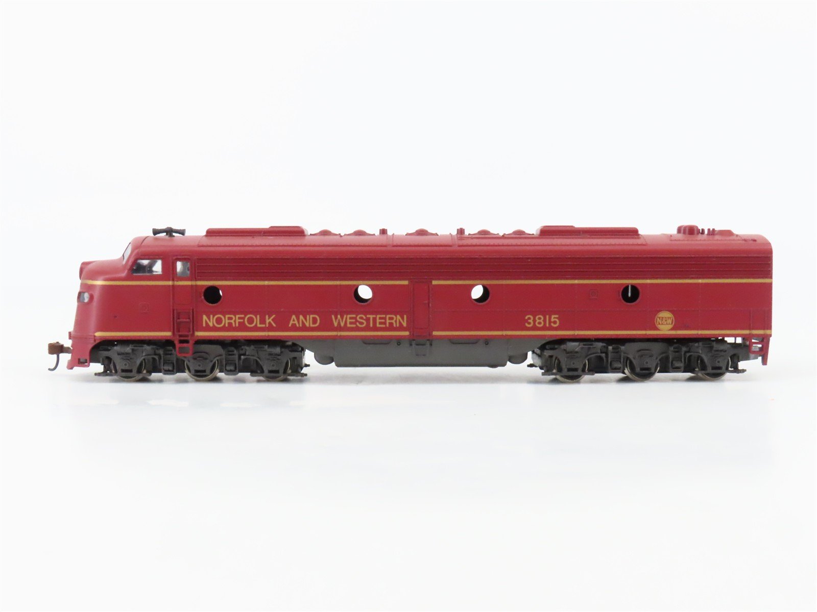 HO Scale Rivarossi NW Norfolk & Western EMD E8A Diesel
