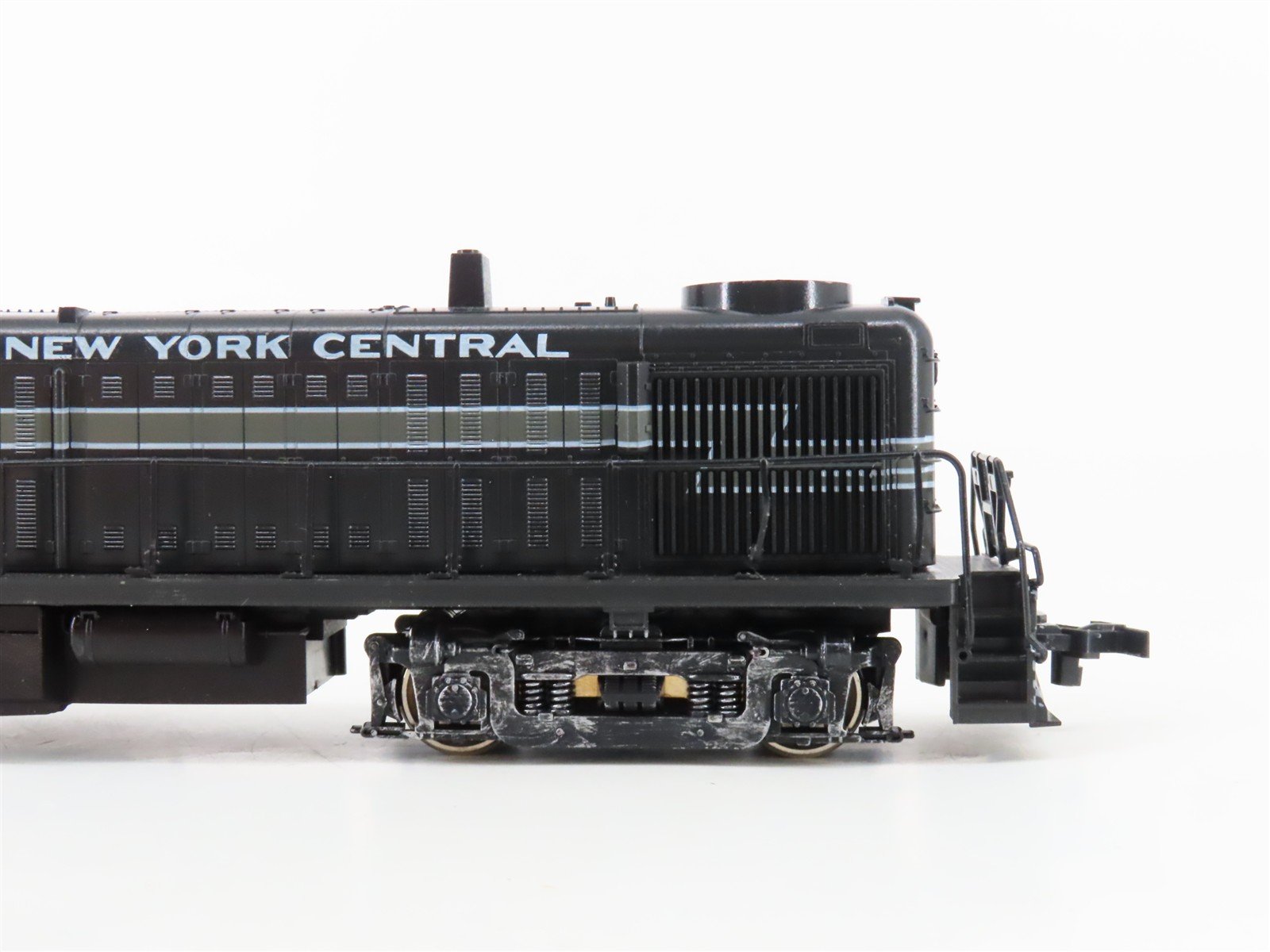 HO Scale Atlas/KATO NYC New York Central ALCO RS-3 Diesel Locomotive #8233