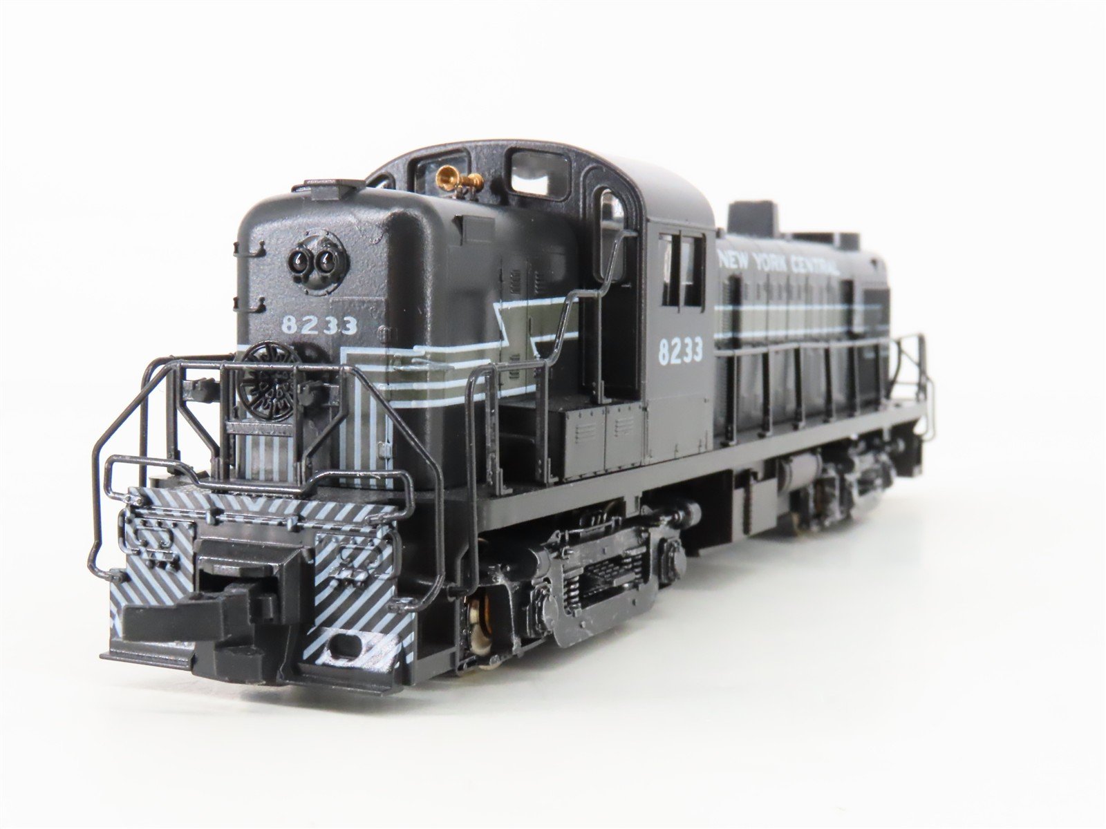 HO Scale Atlas/KATO NYC New York Central ALCO RS-3 Diesel Locomotive #8233