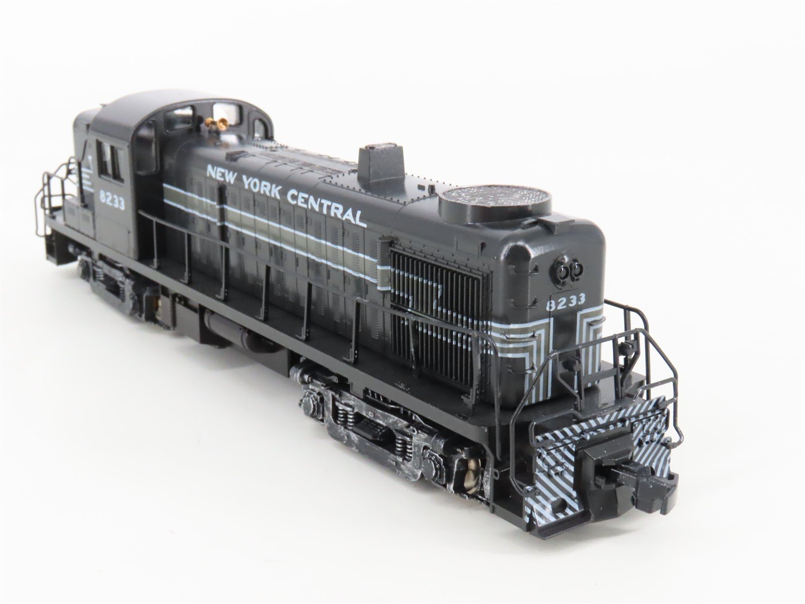 HO Scale Atlas/KATO NYC New York Central ALCO RS-3 Diesel Locomotive #8233