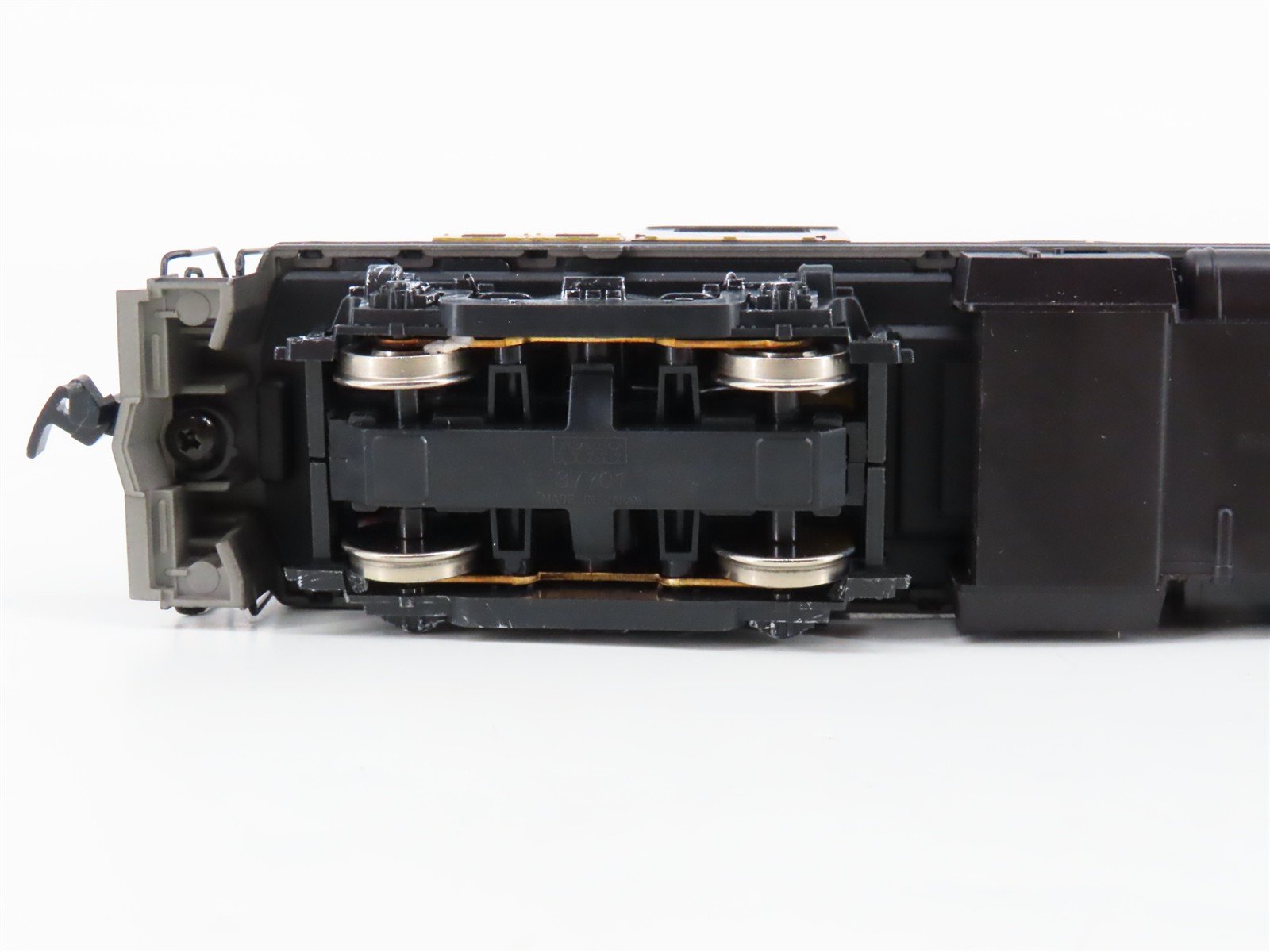 HO Scale Atlas/KATO B&M Boston & Maine ALCO RS-3 Diesel #1509 - Customized